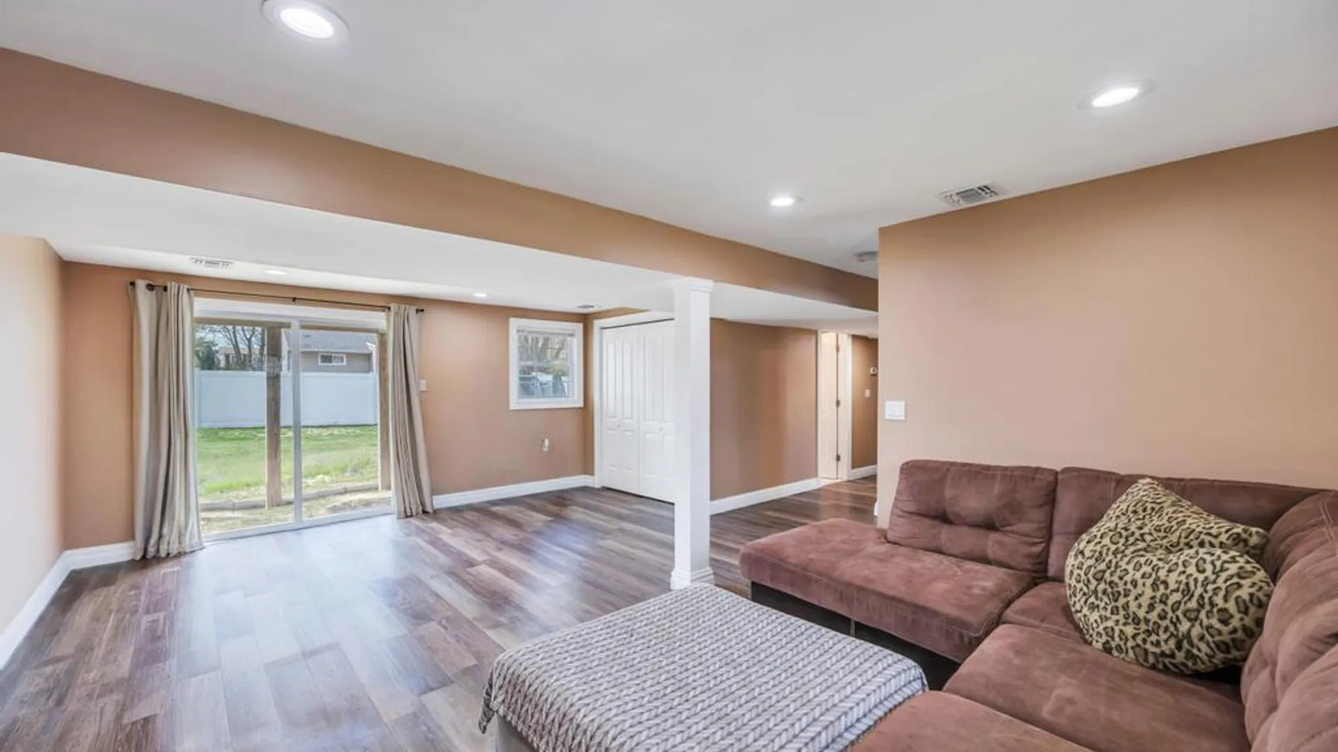 Property at 794 Sayville Avenue, Bohemia, NY 11716 29