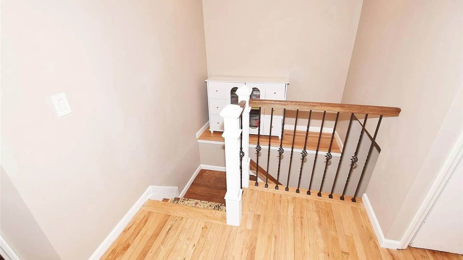 Property at 32 Lagoon Place, East Islip, NY 11730 16