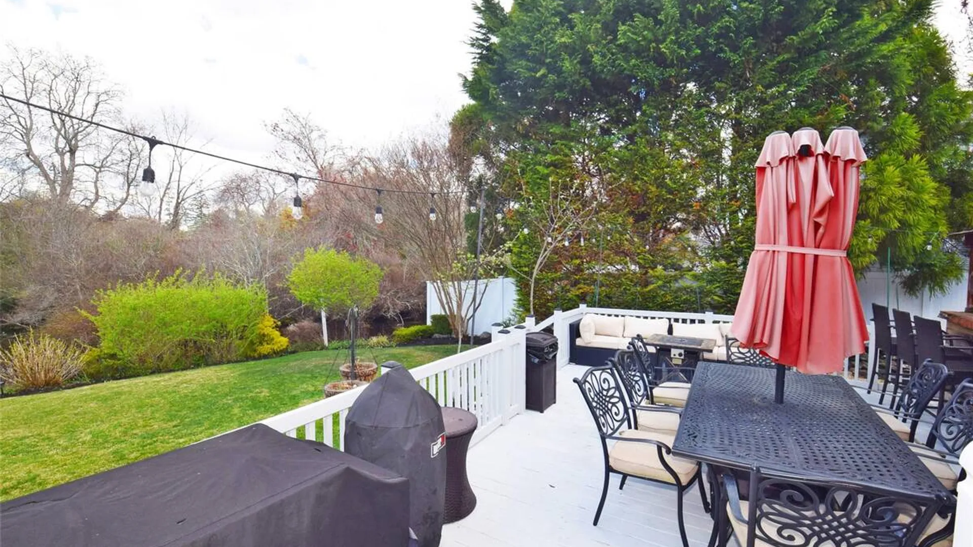 Property at 32 Lagoon Place, East Islip, NY 11730 24