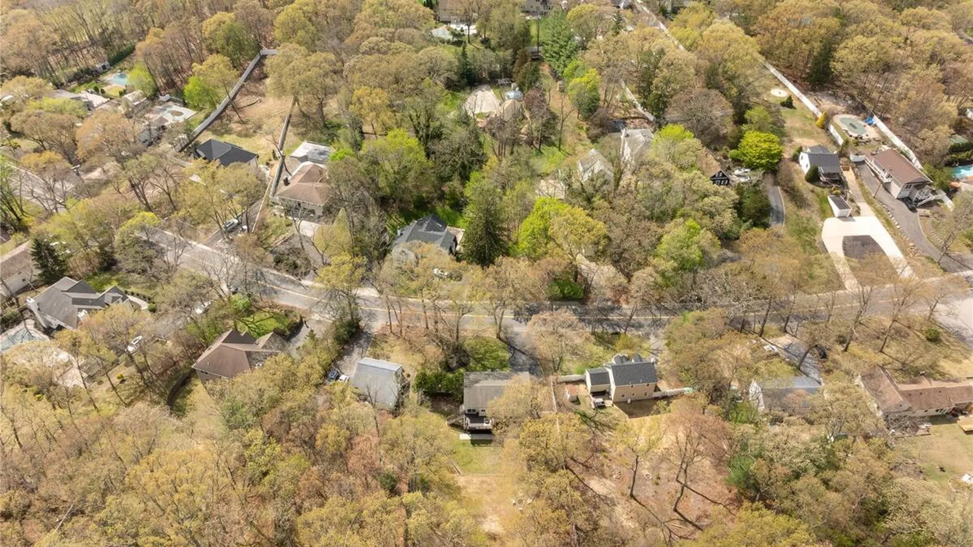 Property at 591 Meadow Road, Kings Park, NY 11754 45