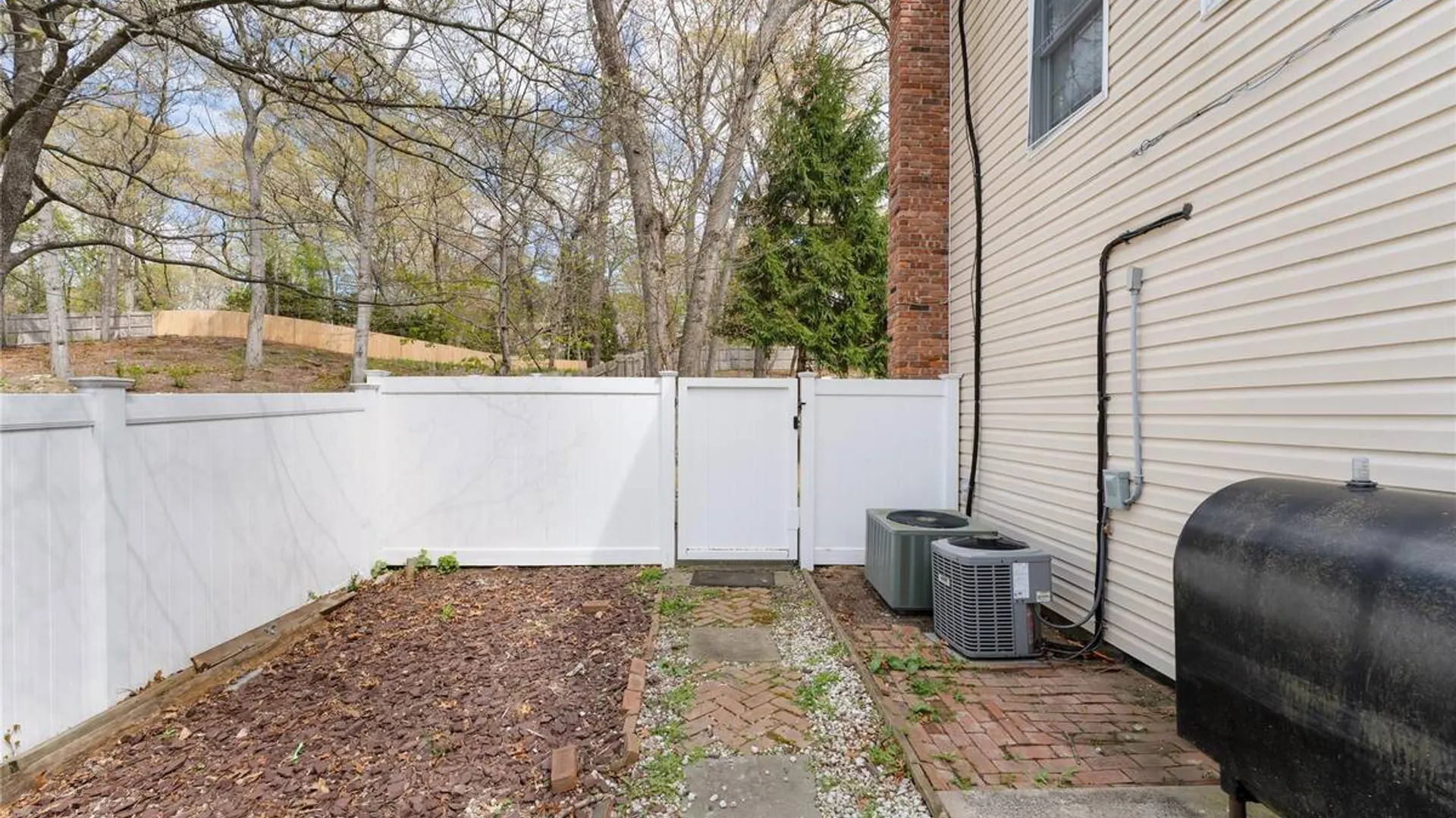 Property at 591 Meadow Road, Kings Park, NY 11754 6