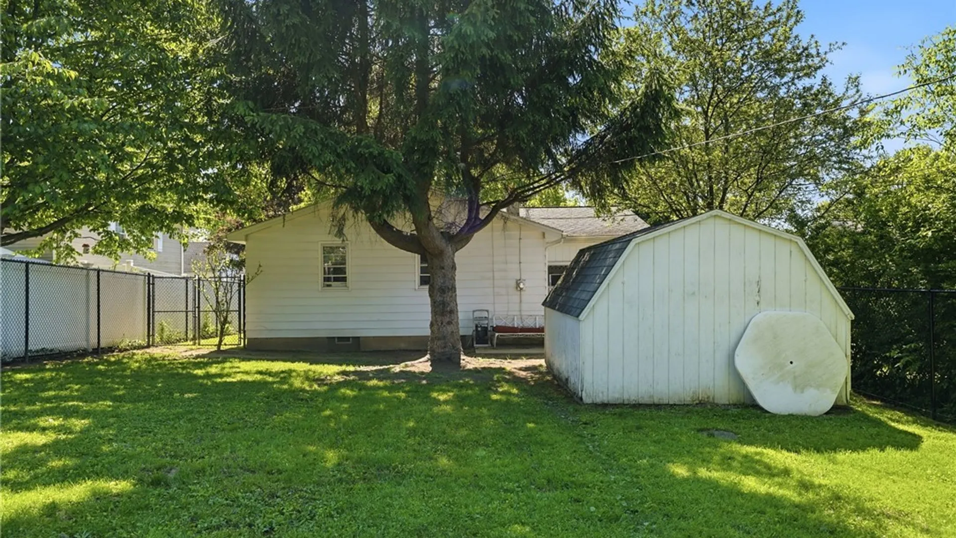 Property at 19 Shepard Avenue, Newstead, NY 14001 14
