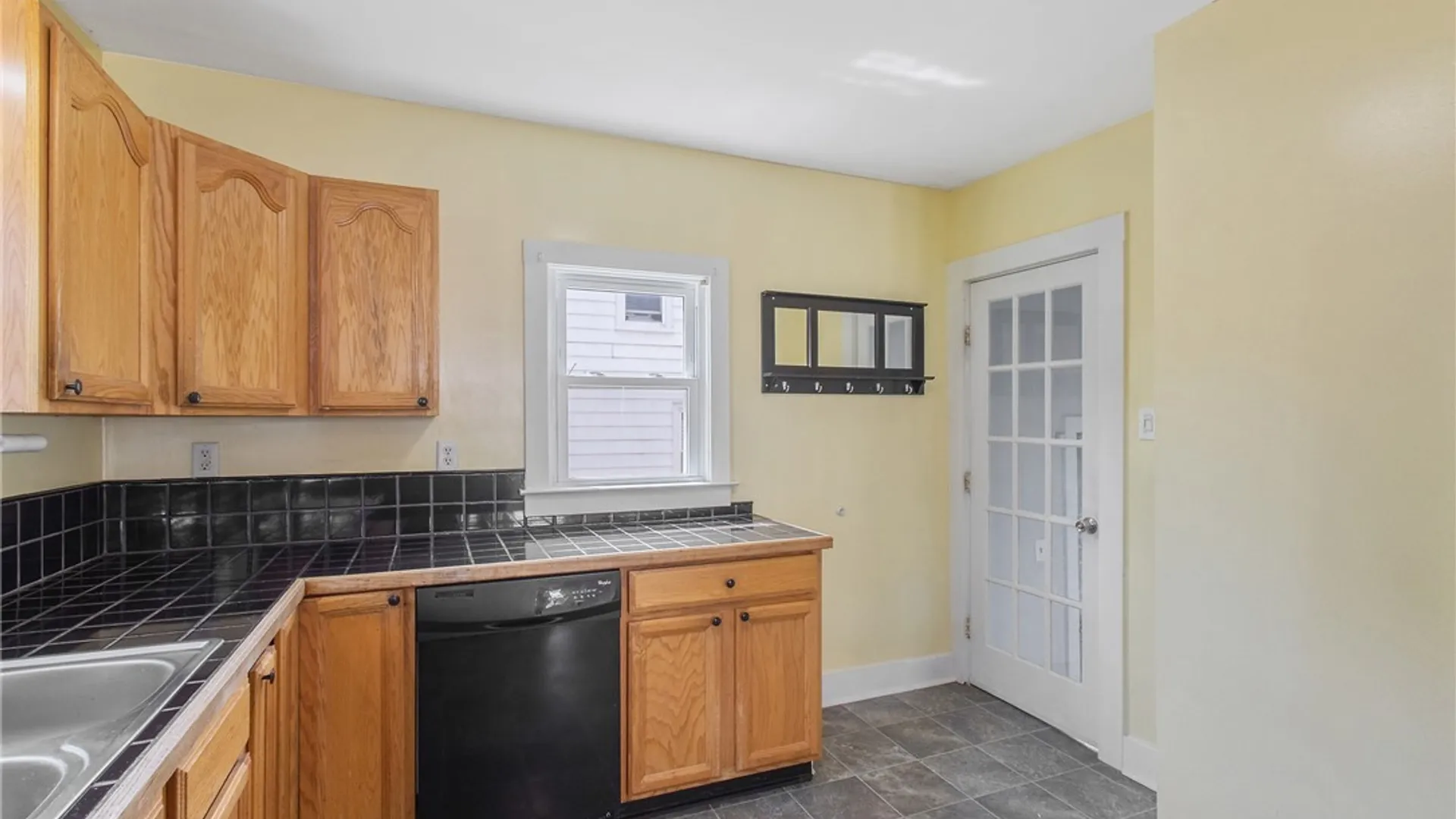 Property at 119 Brookfield Road, Salina, NY 13211 20