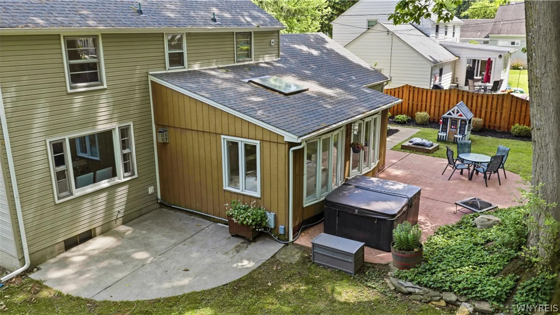 Property at 96 Eddy Lane, Orchard Park, NY 14127 40