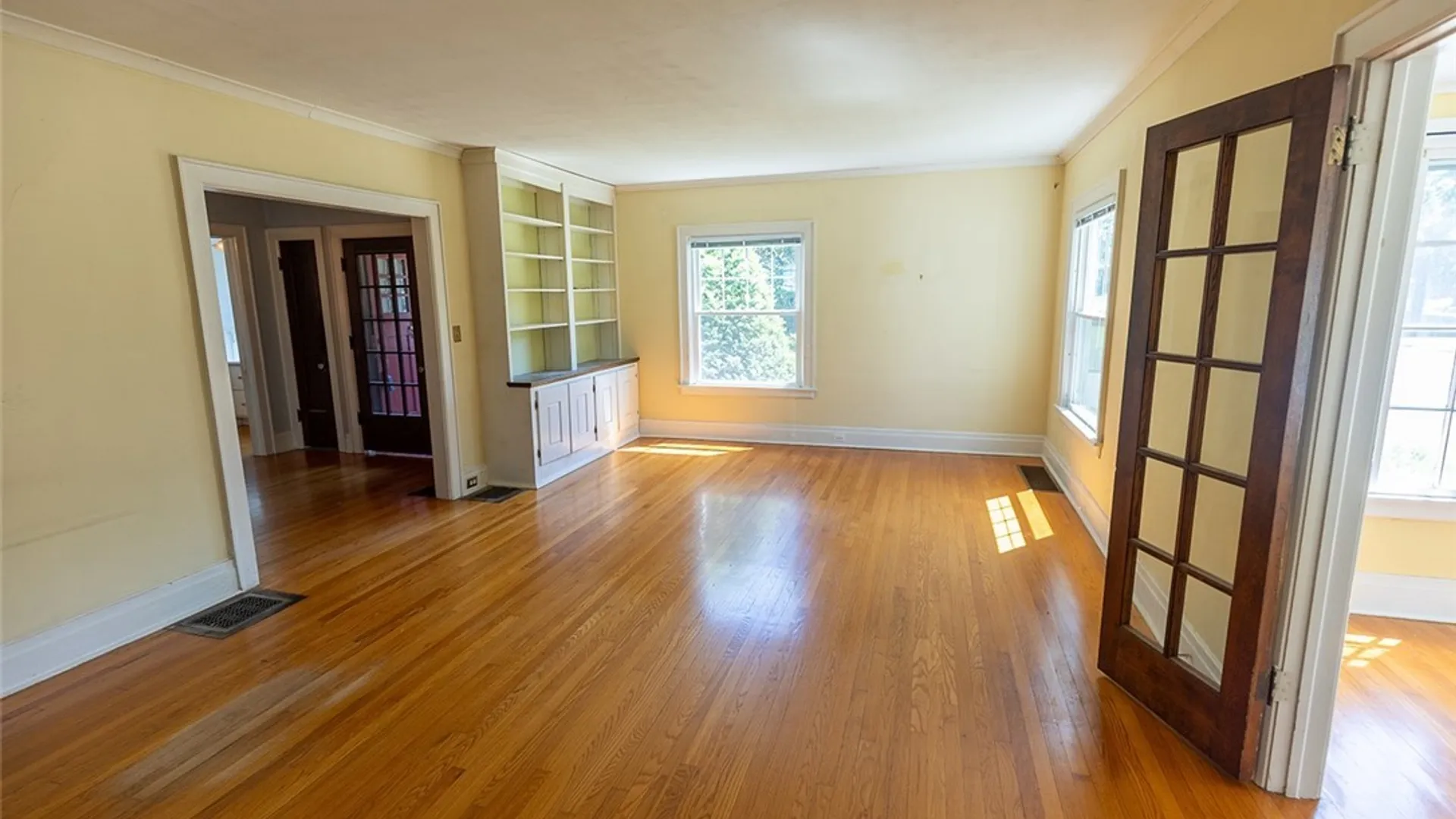 Property at 194 Clifton Place, Syracuse, NY 13206 16
