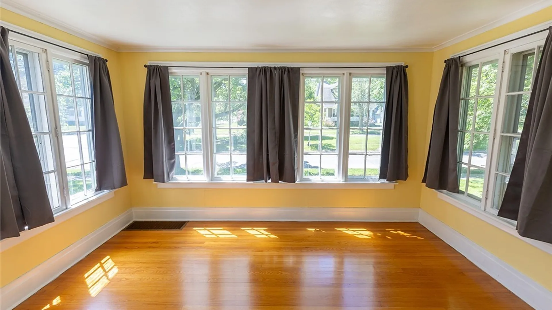 Property at 194 Clifton Place, Syracuse, NY 13206 17