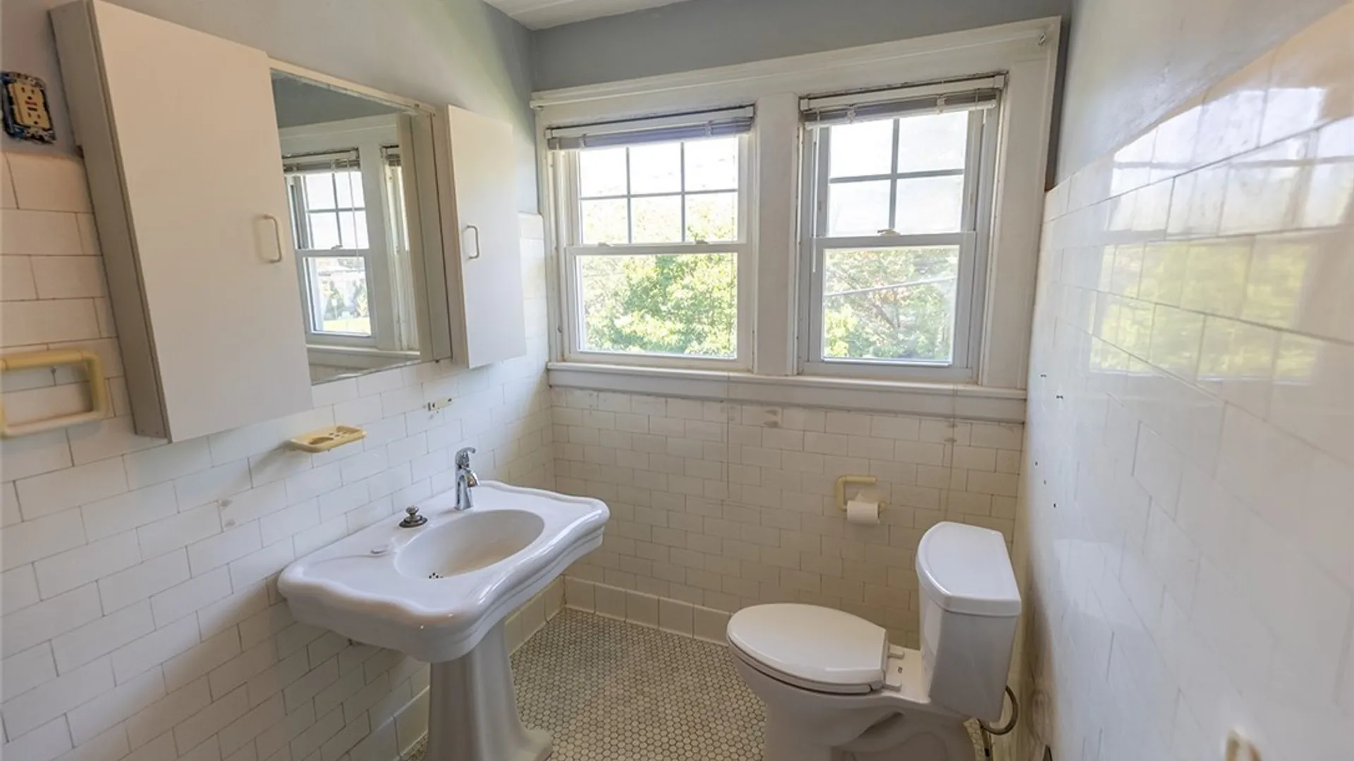 Property at 194 Clifton Place, Syracuse, NY 13206 25