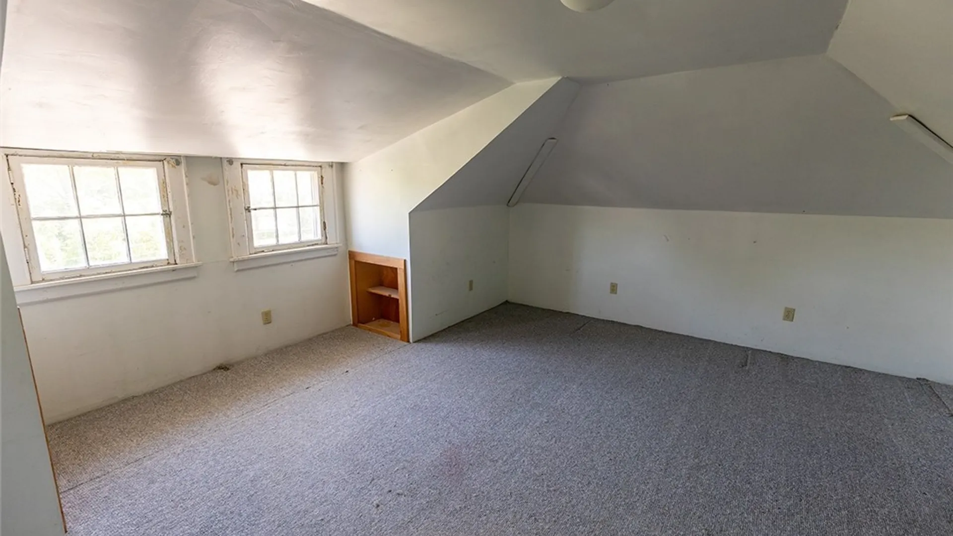 Property at 194 Clifton Place, Syracuse, NY 13206 33