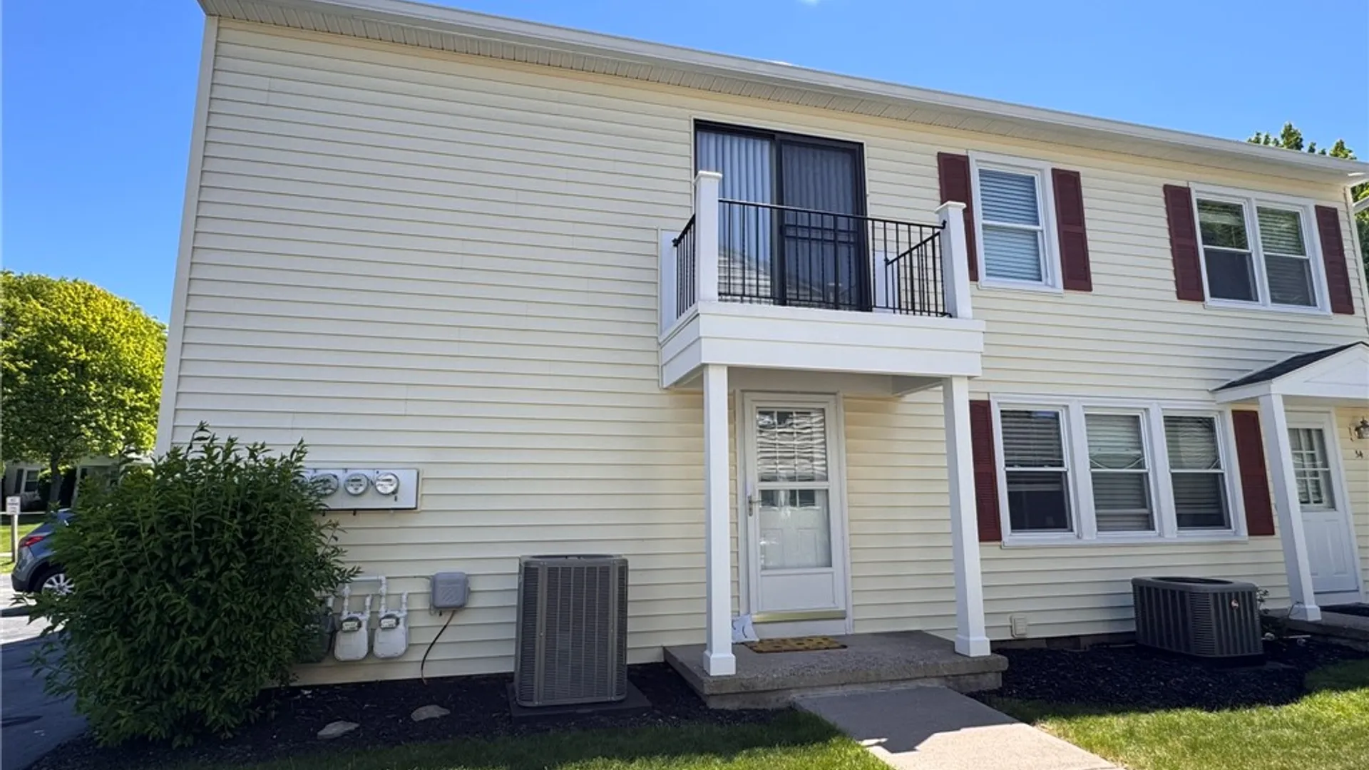 Property at 38 Arrowhead Way, Perinton, NY 14450 3