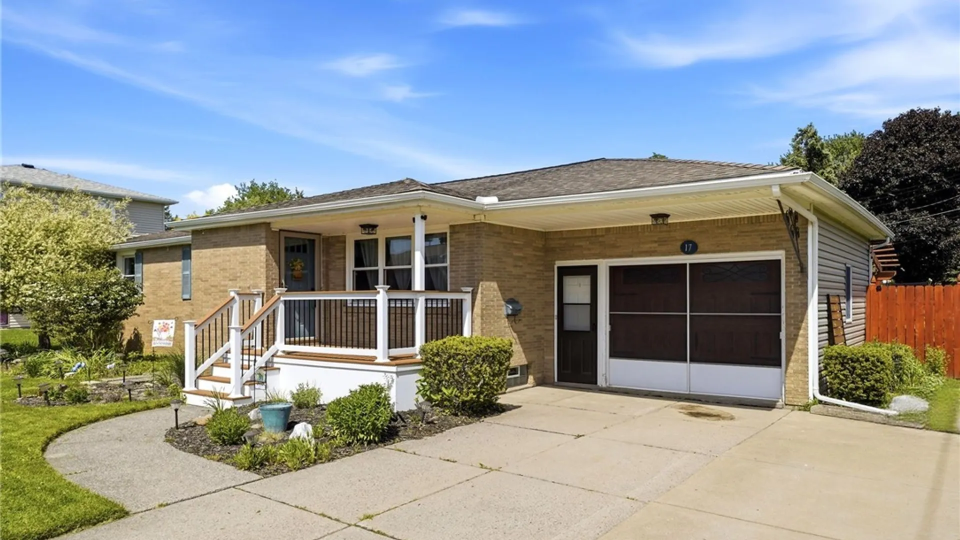 Property at 17 Organ Cres, West Seneca, NY 14224 12