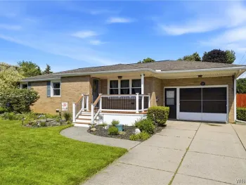 Property at 17 Organ Cres, West Seneca, NY 14224
