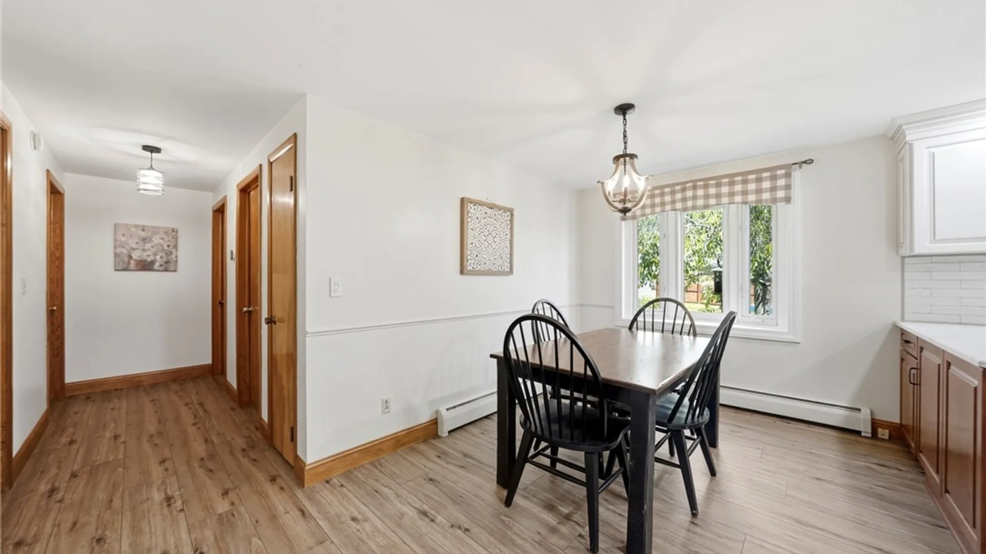 Property at 17 Organ Cres, West Seneca, NY 14224 4