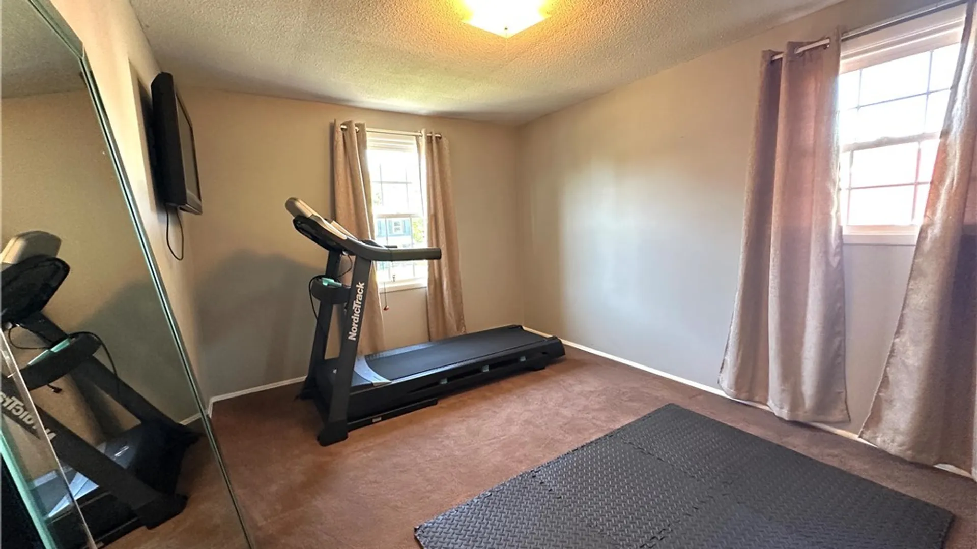 Property at 119 Treehaven Road, West Seneca, NY 14224 27