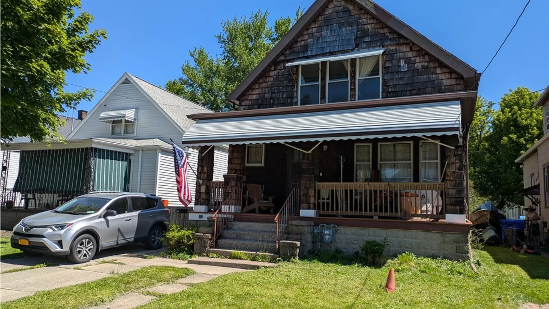 Property at 28 Oschawa Avenue, West Seneca, NY 14210 2