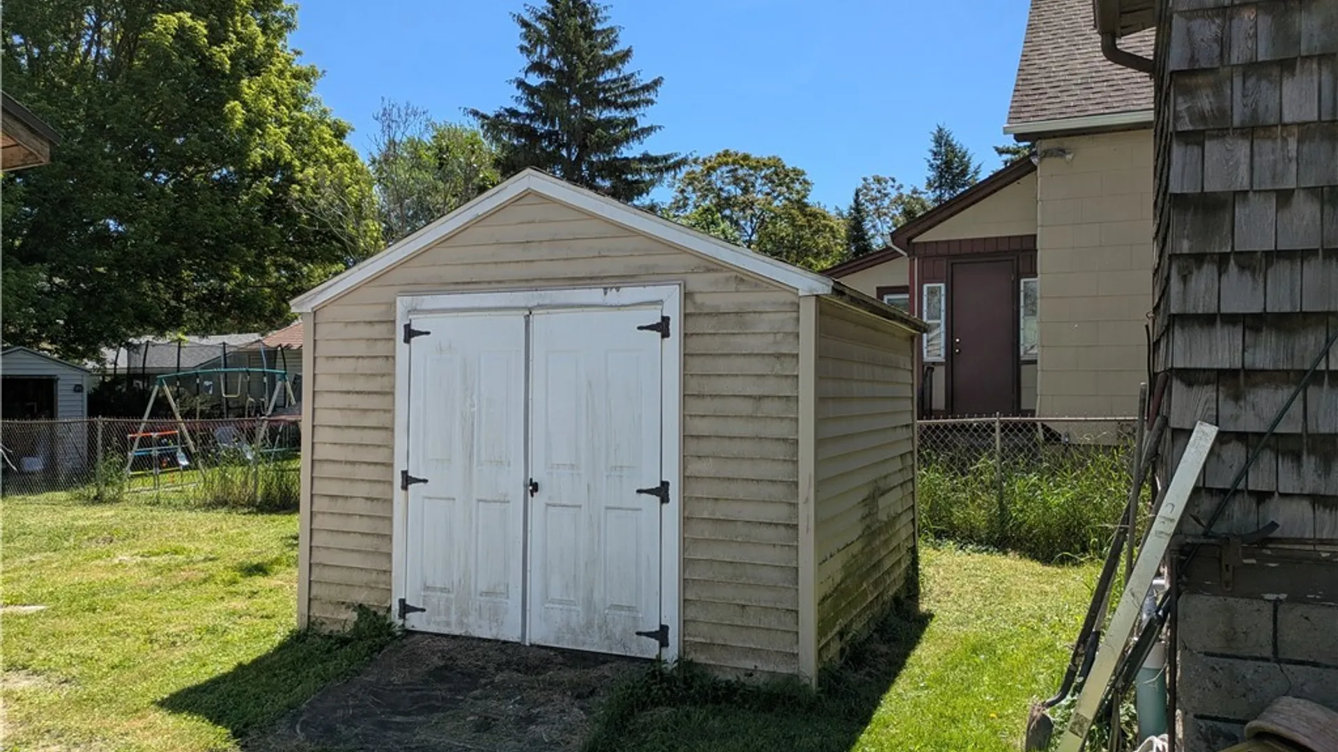 Property at 28 Oschawa Avenue, West Seneca, NY 14210 7