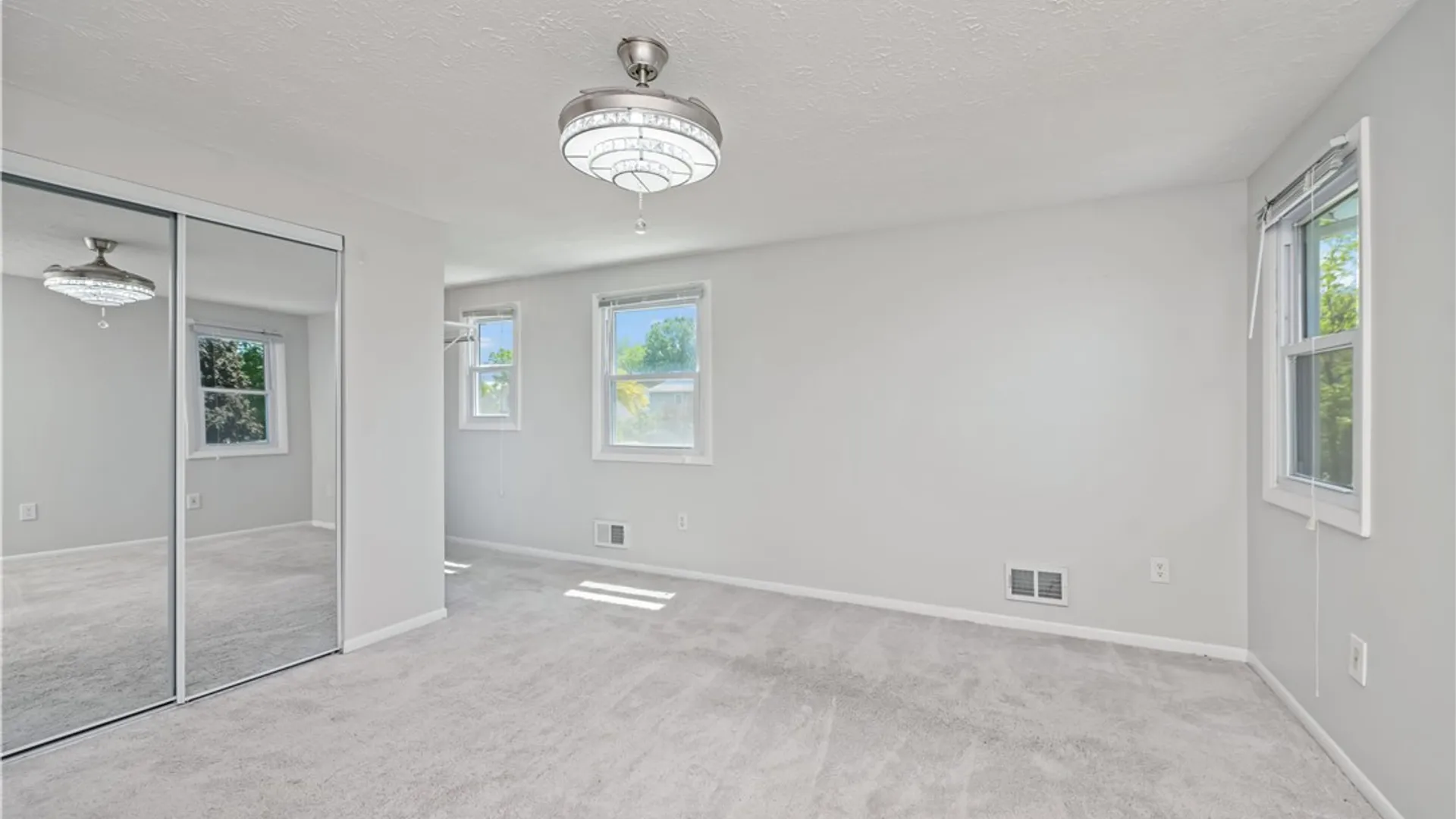 Property at 388 Olde Harbour Trail, Greece, NY 14612 22