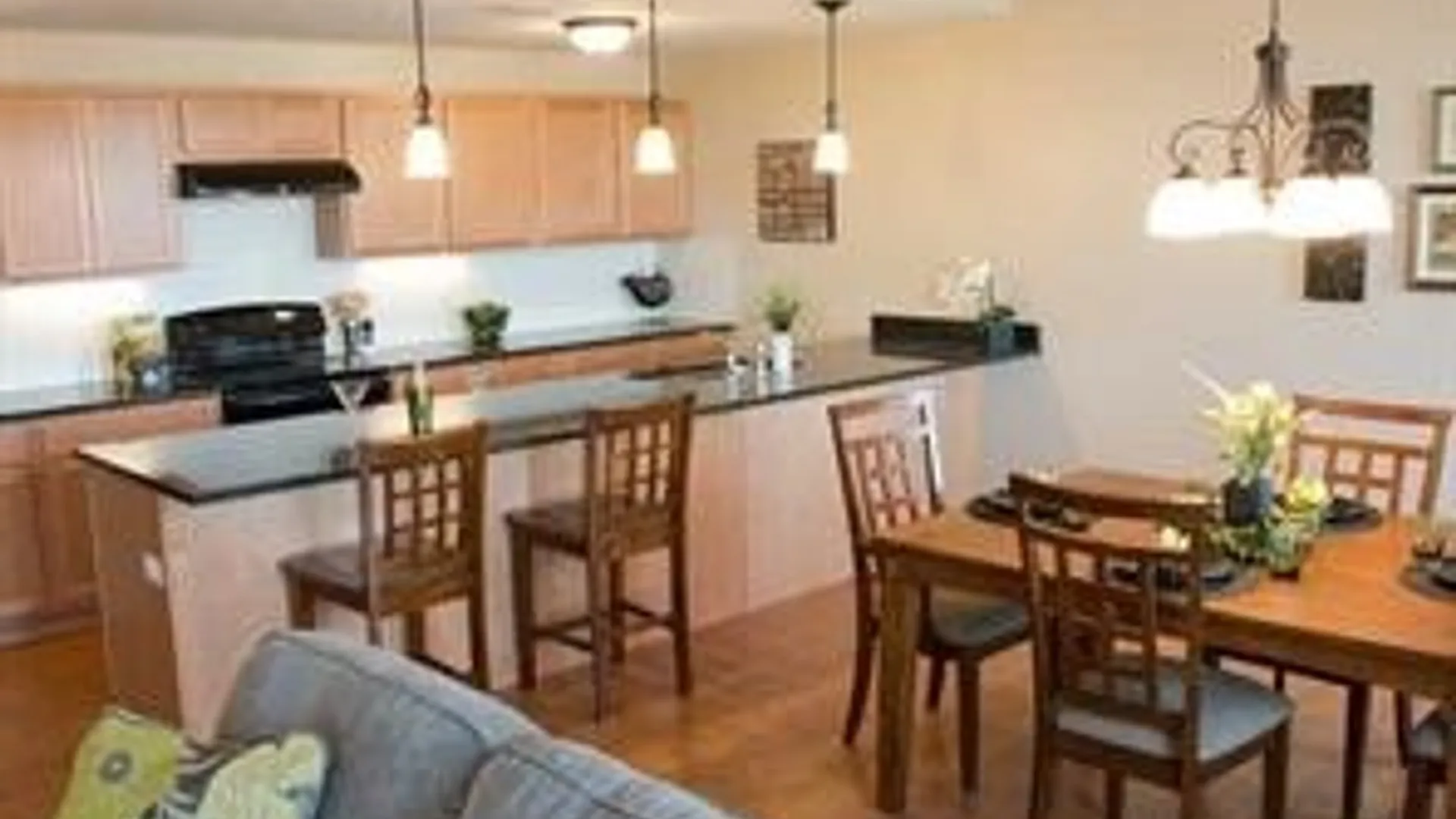 Property at 714 N Townsend Street #4A, Syracuse, NY 13203 7