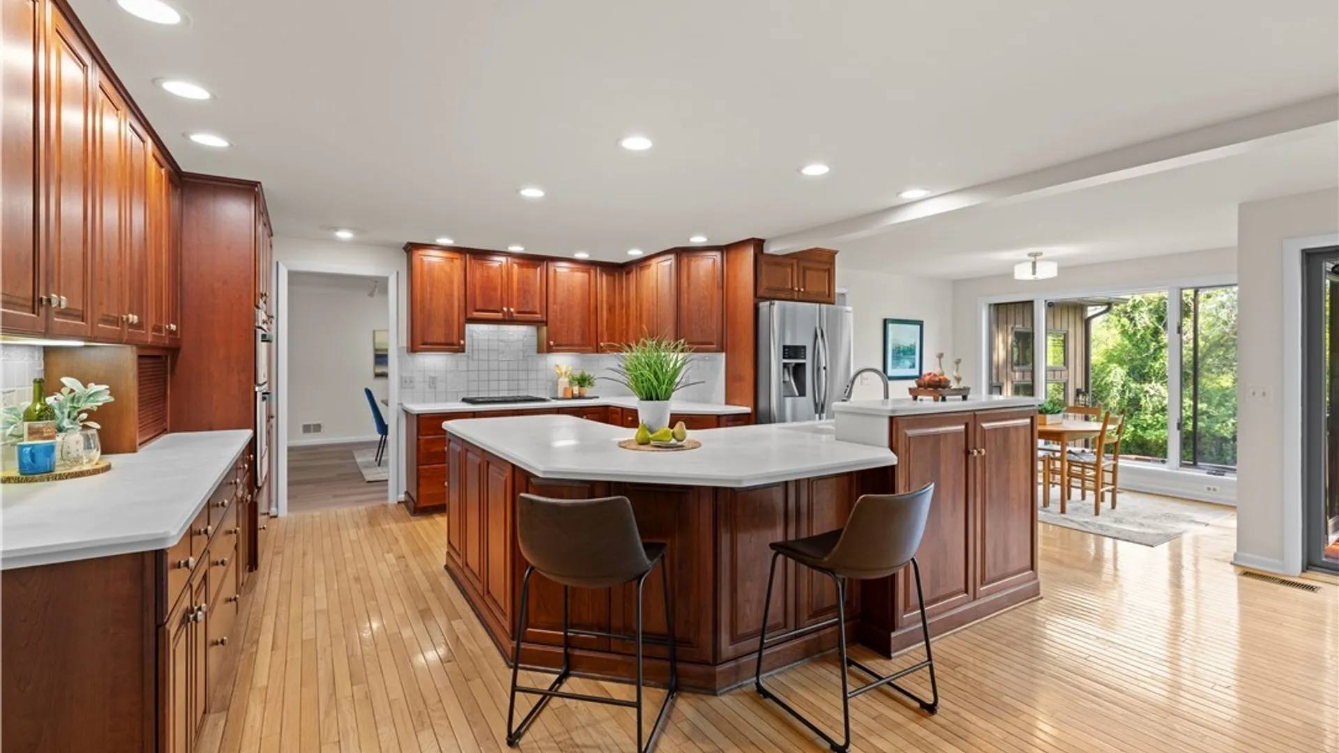 Property at 50 Framingham Lane, Pittsford, NY 14534 12