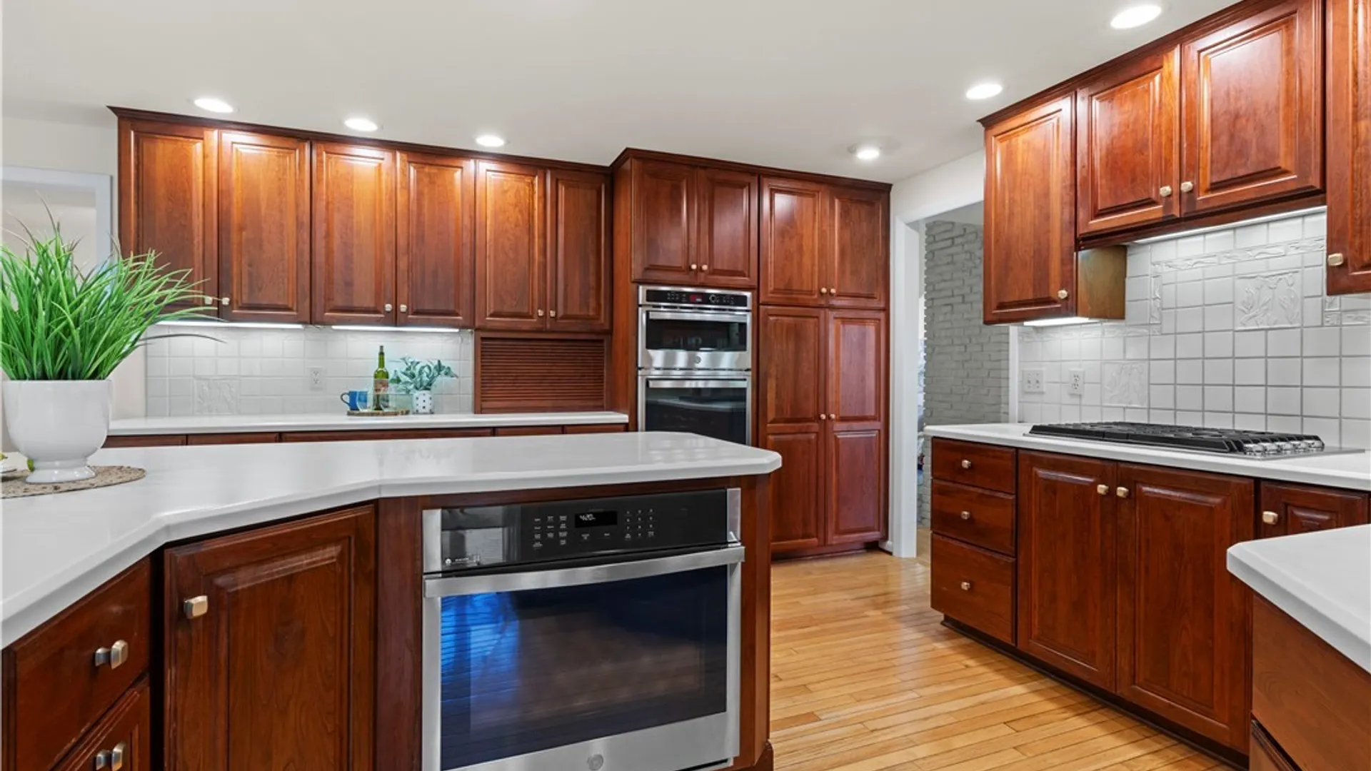 Property at 50 Framingham Lane, Pittsford, NY 14534 14