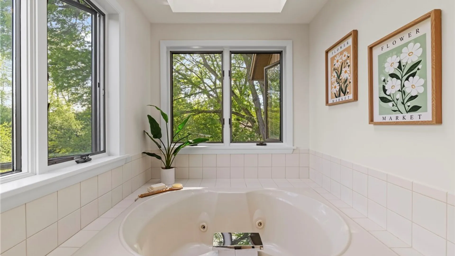Property at 50 Framingham Lane, Pittsford, NY 14534 33