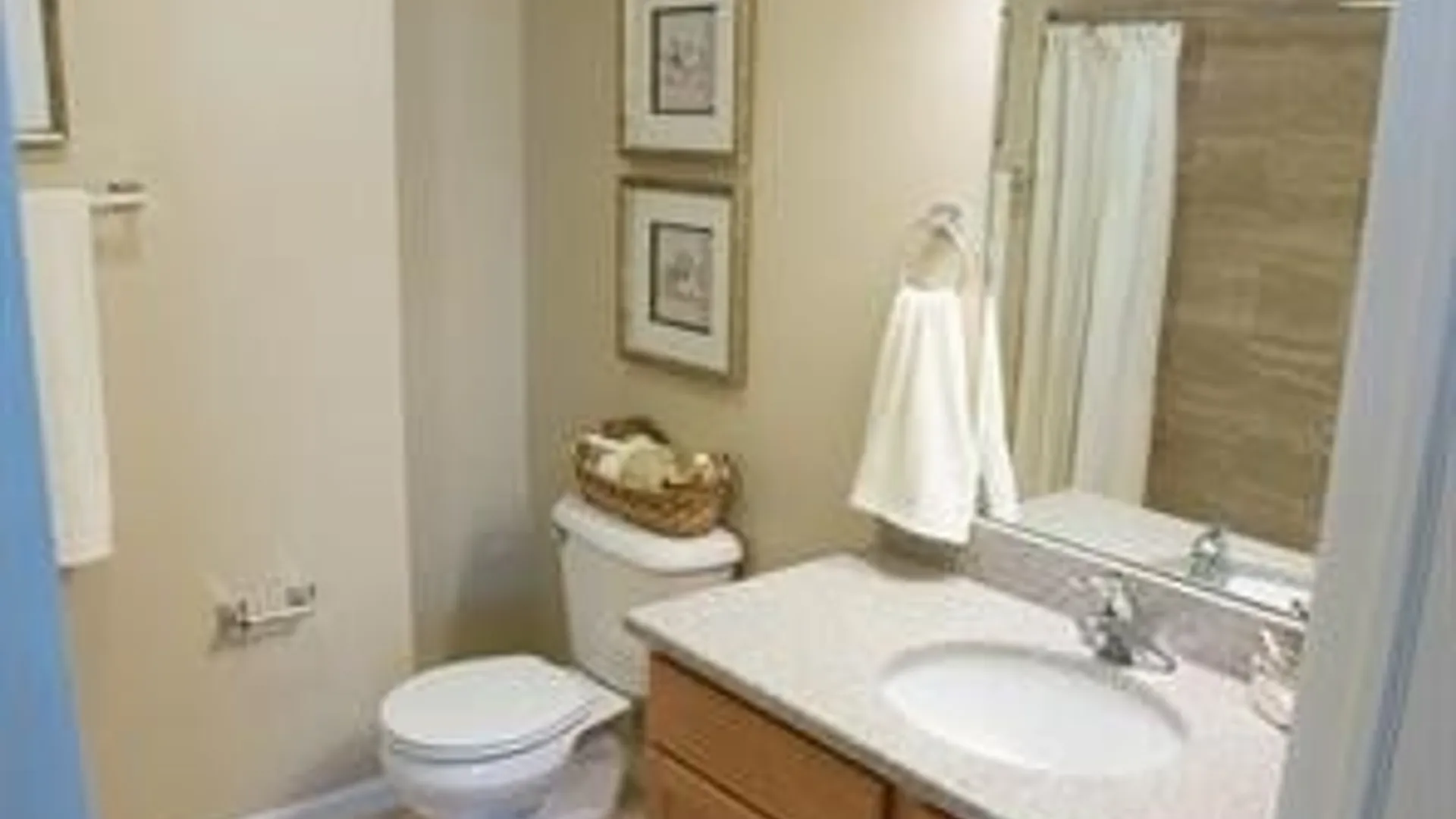 Property at 714 N Townsend Street #4D, Syracuse, NY 13203 9