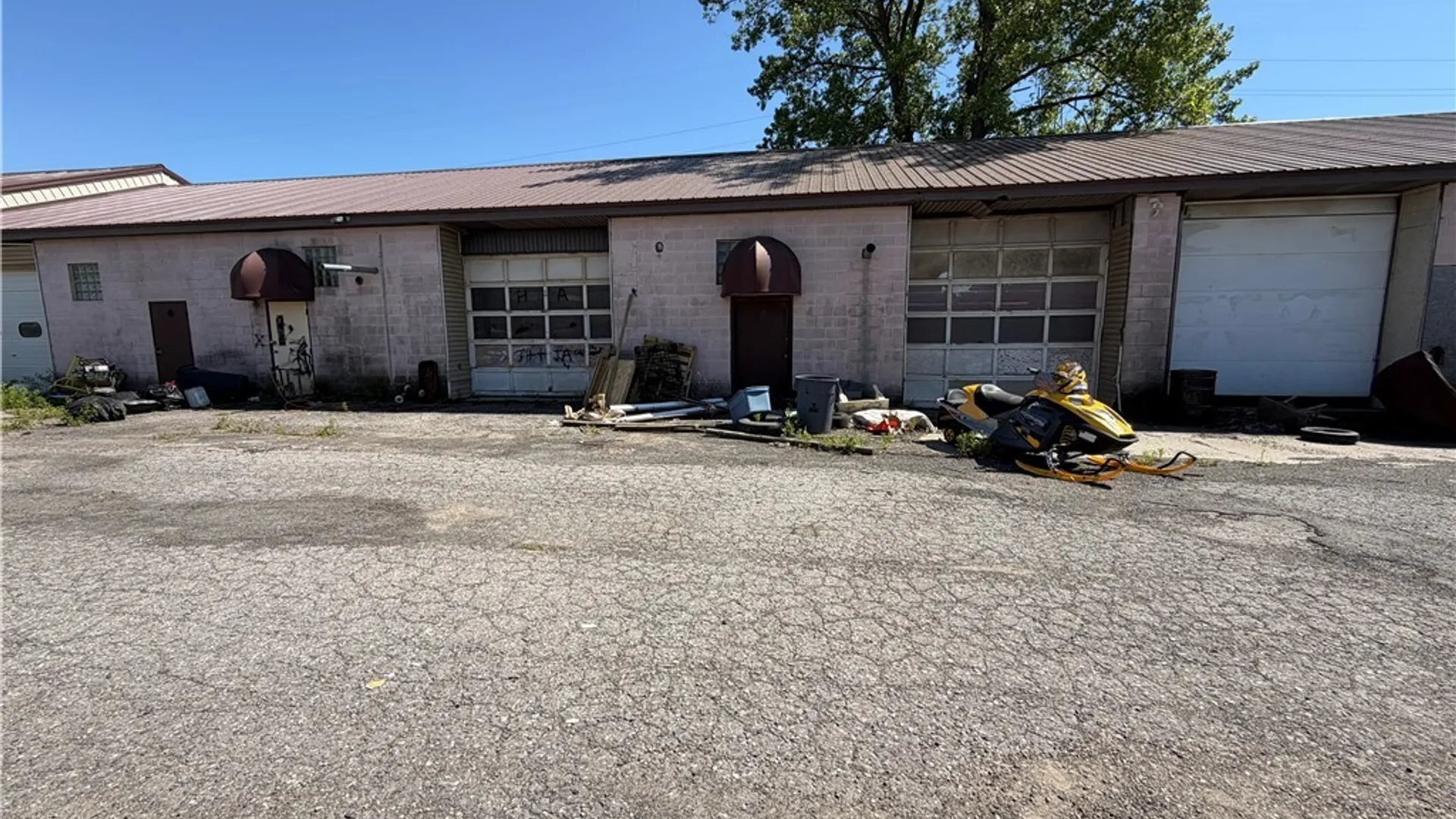 Property at 1675 New Road, Niagara Falls, NY 14304 10