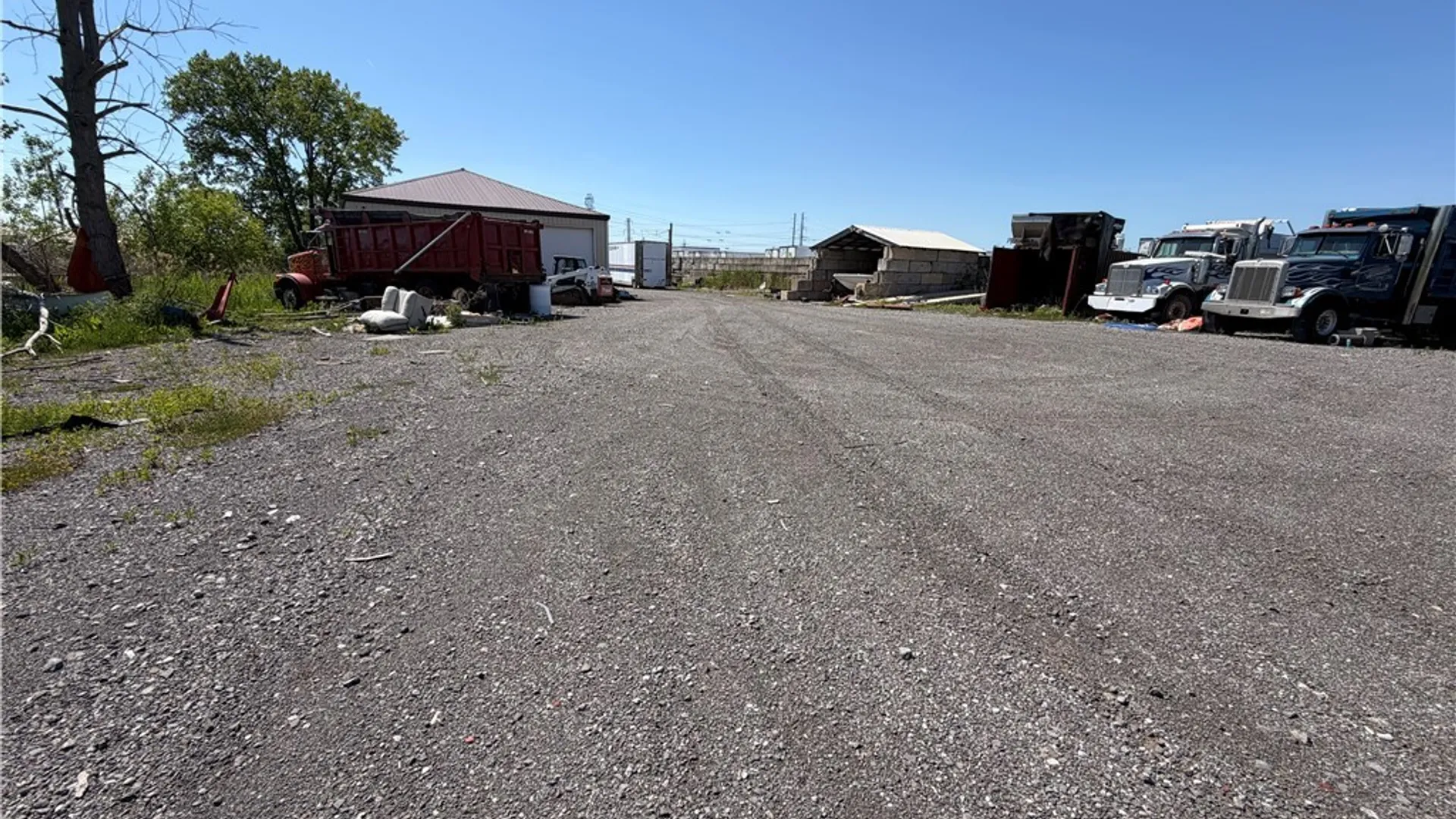 Property at 1675 New Road, Niagara Falls, NY 14304 17
