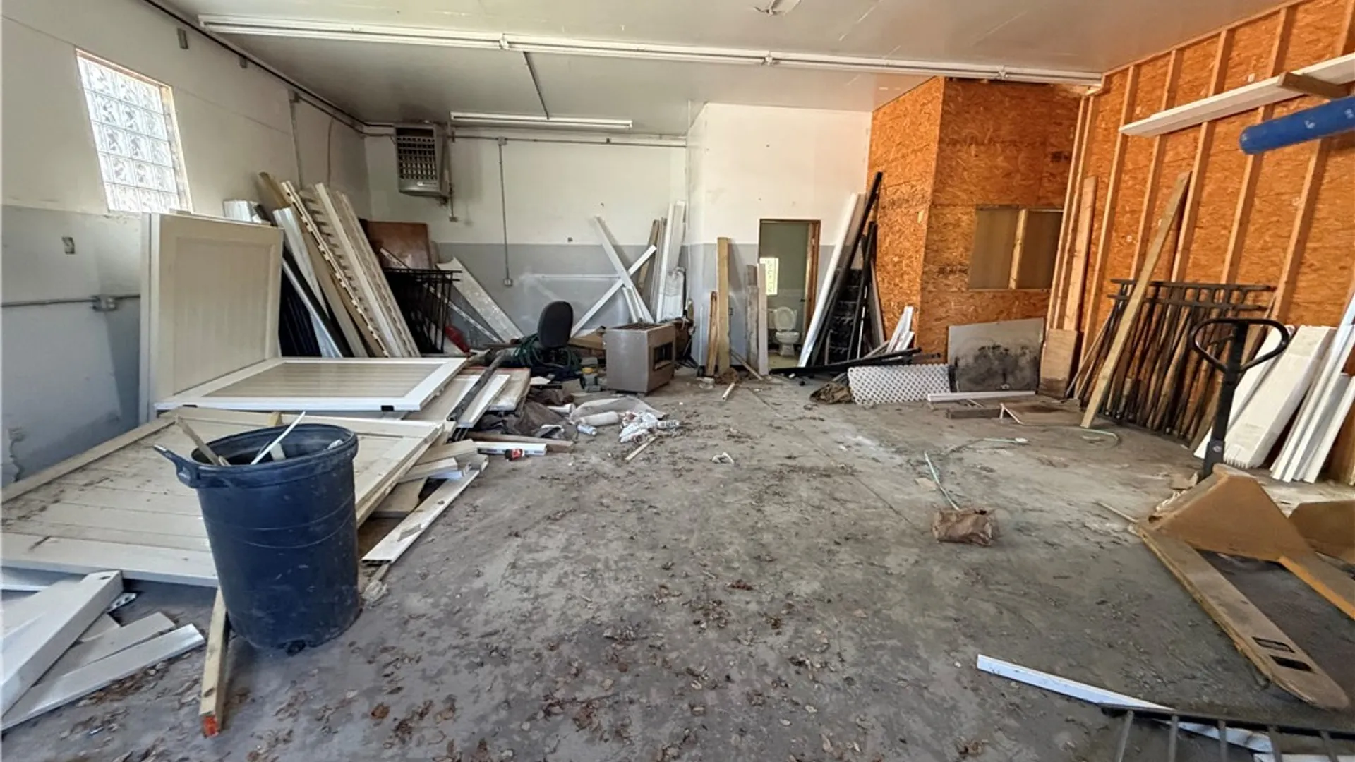Property at 1675 New Road, Niagara Falls, NY 14304 28