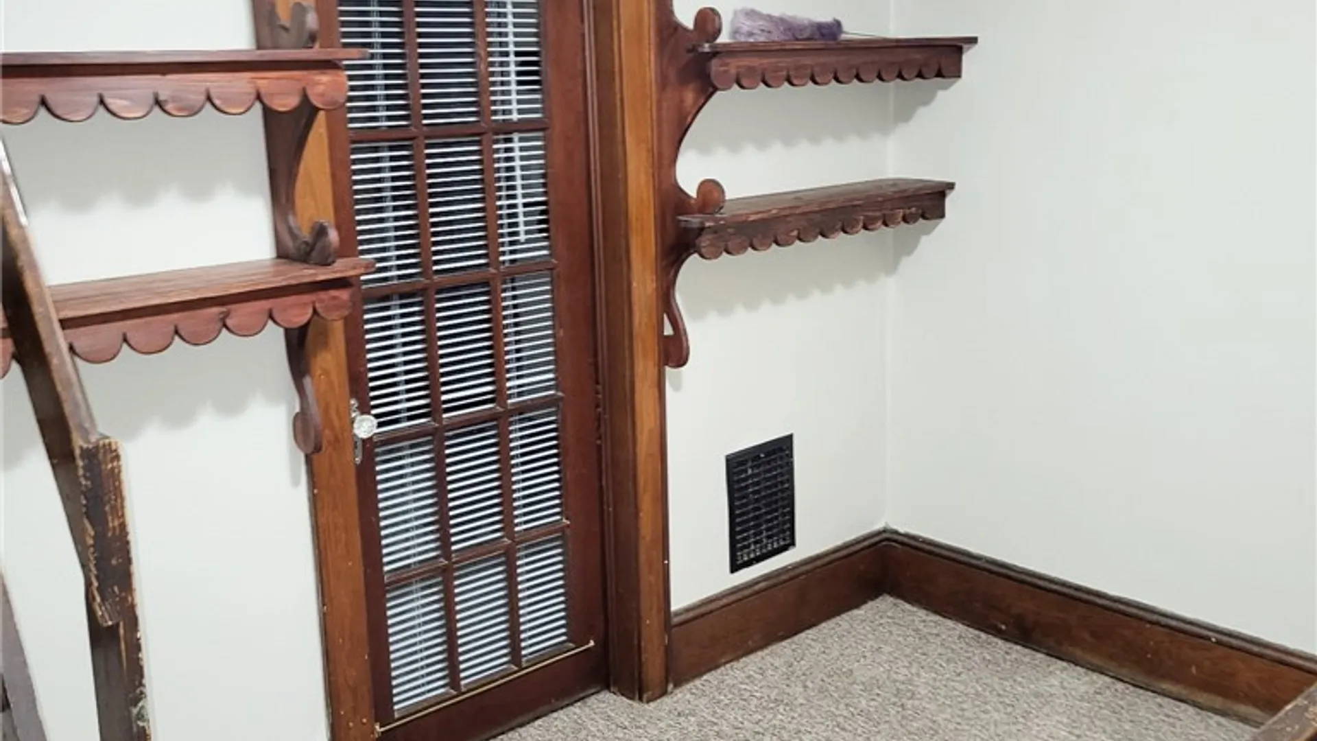 Property at 118 Cottage Street, Auburn, NY 13021 15
