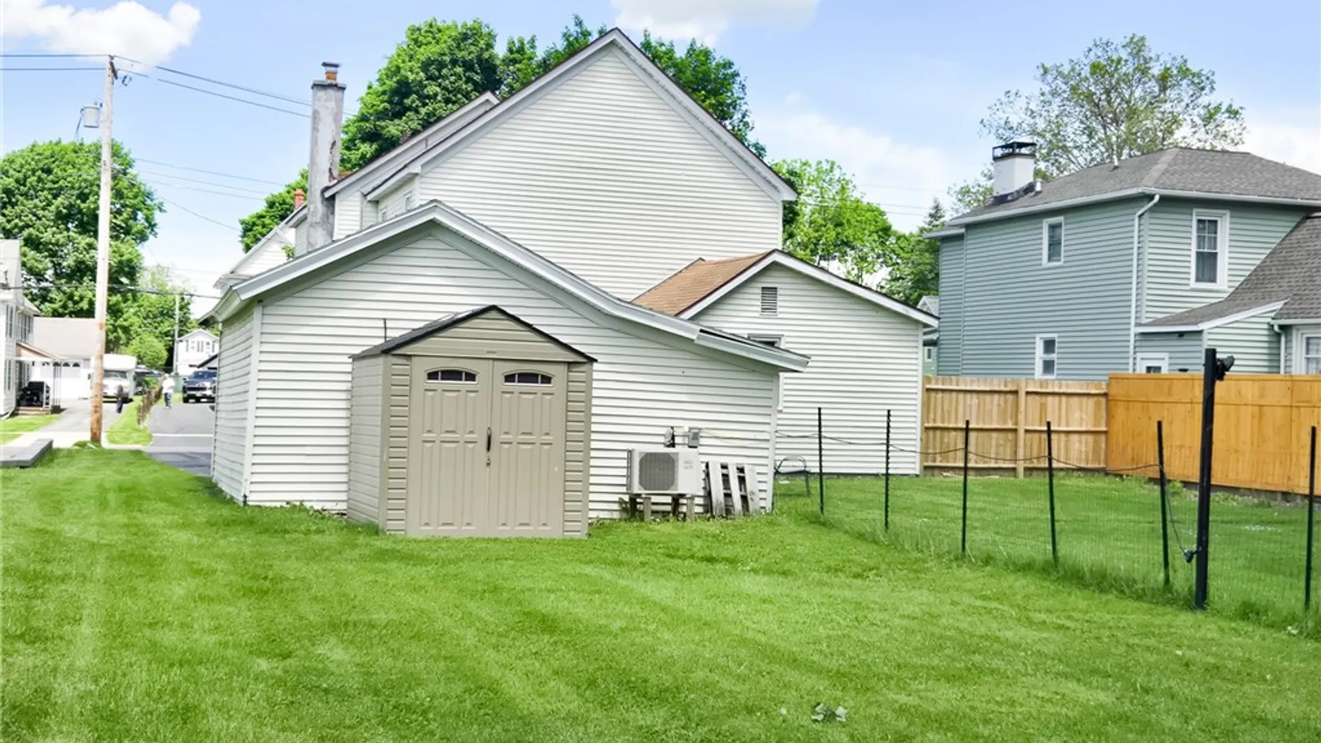 Property at 118 Cottage Street, Auburn, NY 13021 4