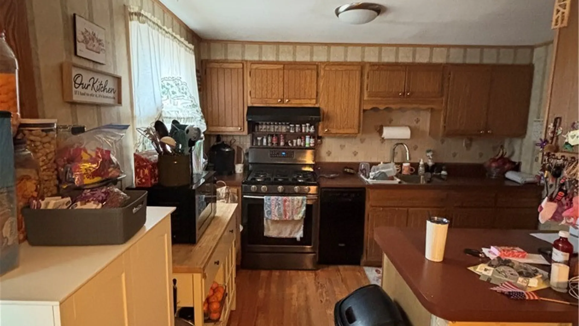 Property at 8073 Pickett lane, Cicero, NY 13039 3