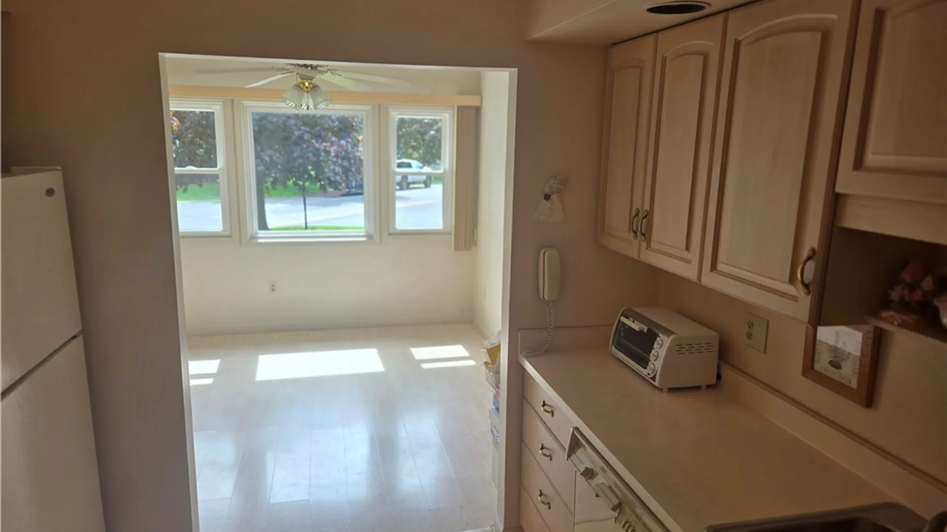 Property at 8 Thomasville Drive, Greece, NY 14612 12