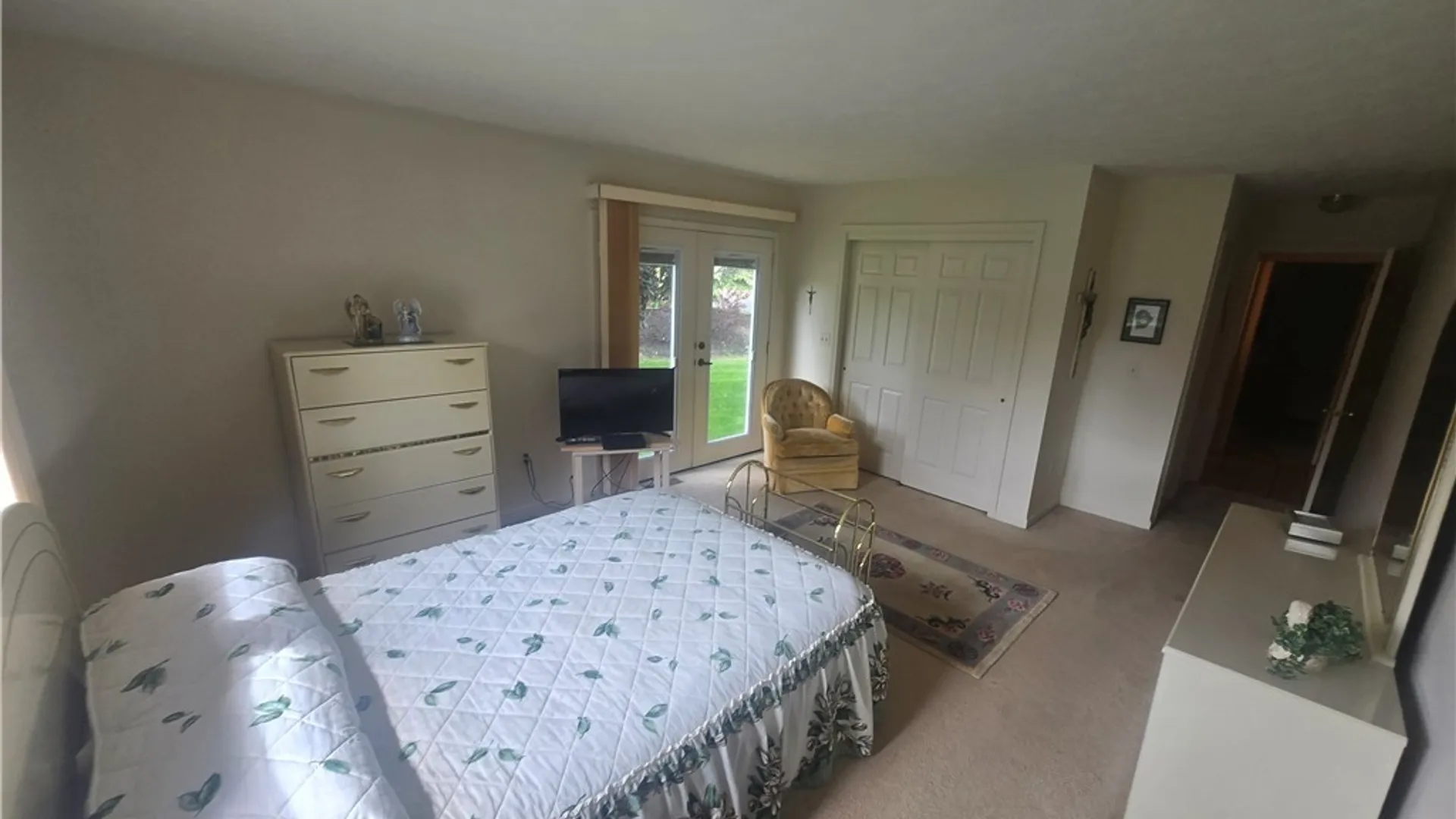 Property at 8 Thomasville Drive, Greece, NY 14612 24