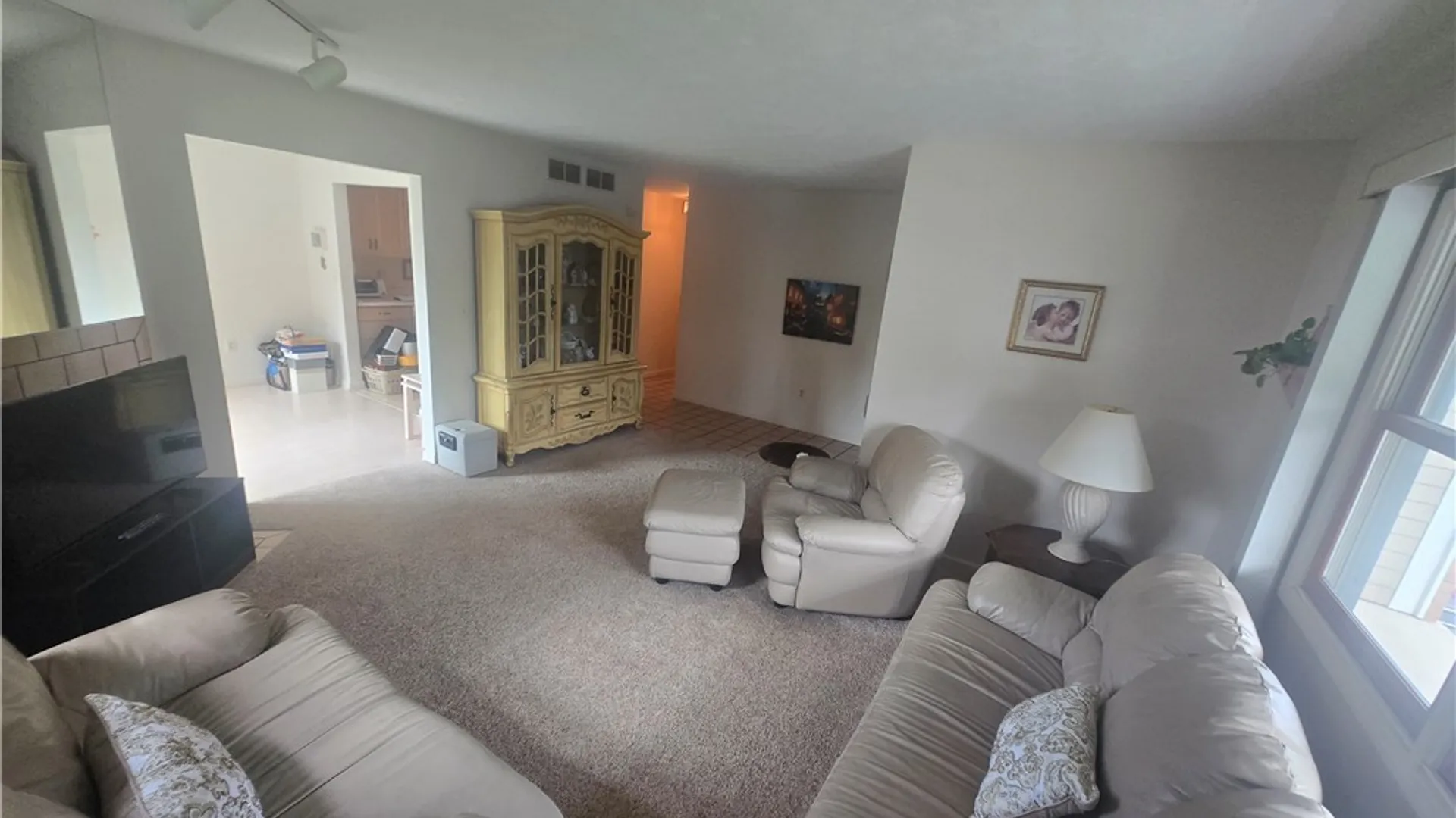 Property at 8 Thomasville Drive, Greece, NY 14612 6