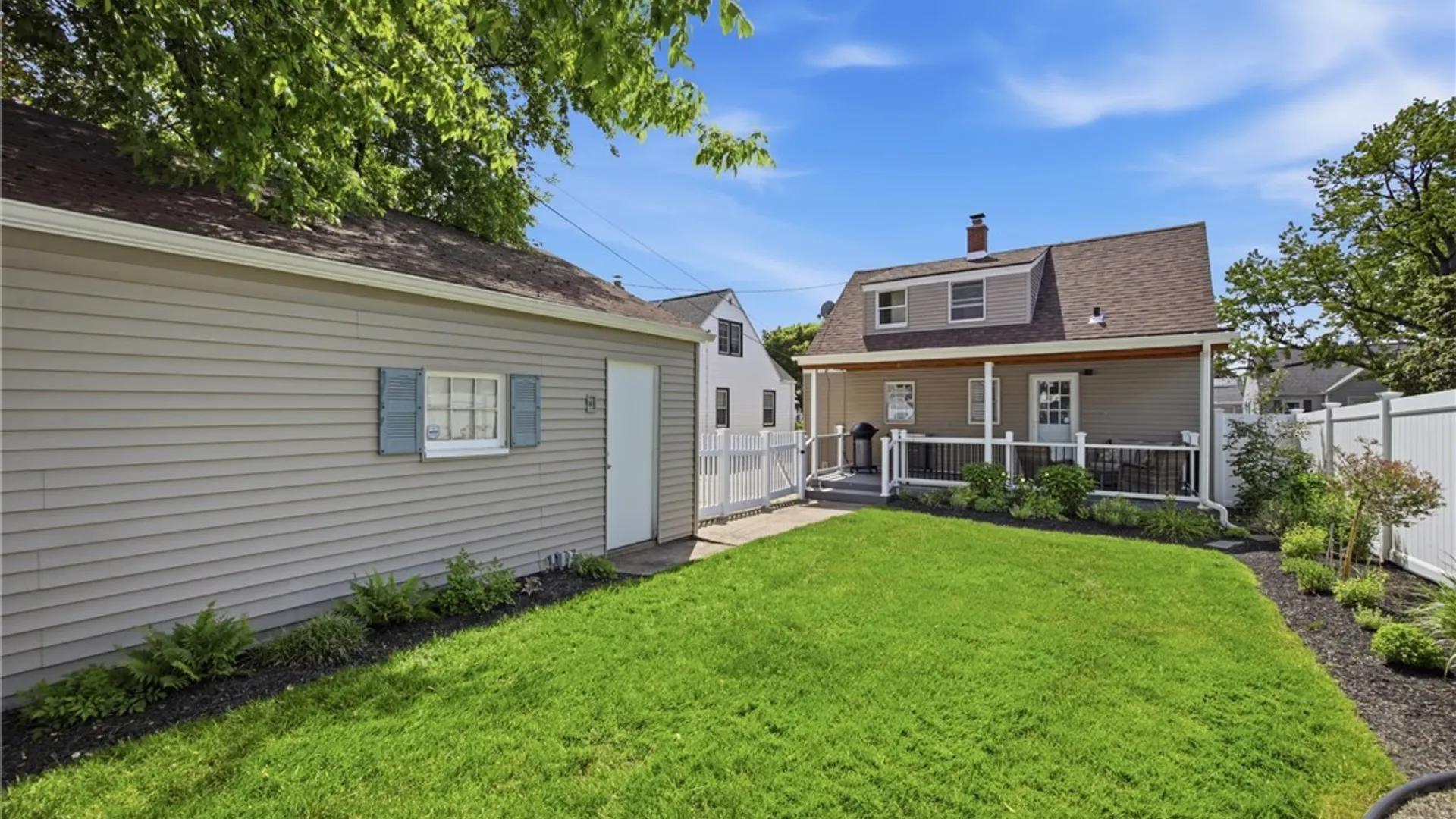 Property at 201 Carmel Road, Buffalo, NY 14214 32