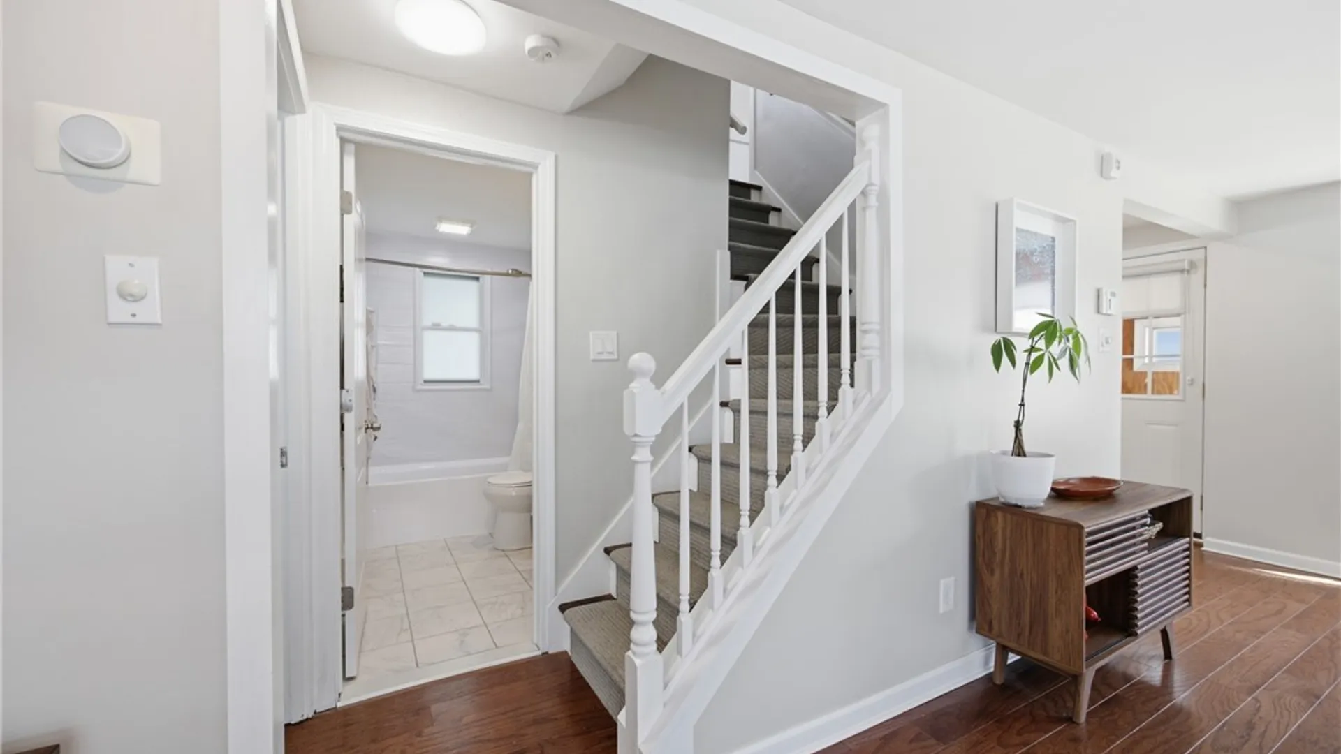 Property at 201 Carmel Road, Buffalo, NY 14214 6