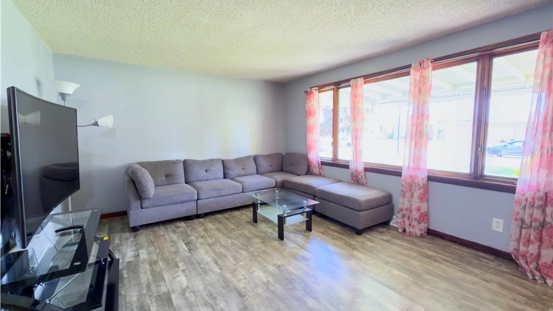 Property at 15 Sandy Lane, Cheektowaga, NY 14227 8