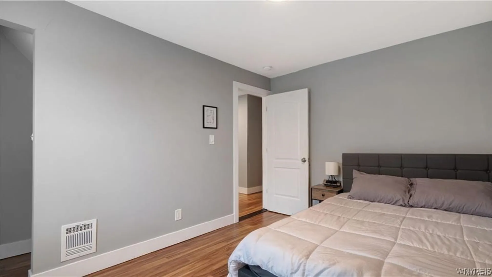 Property at 713 Townsend Place, Niagara Falls, NY 14301 14