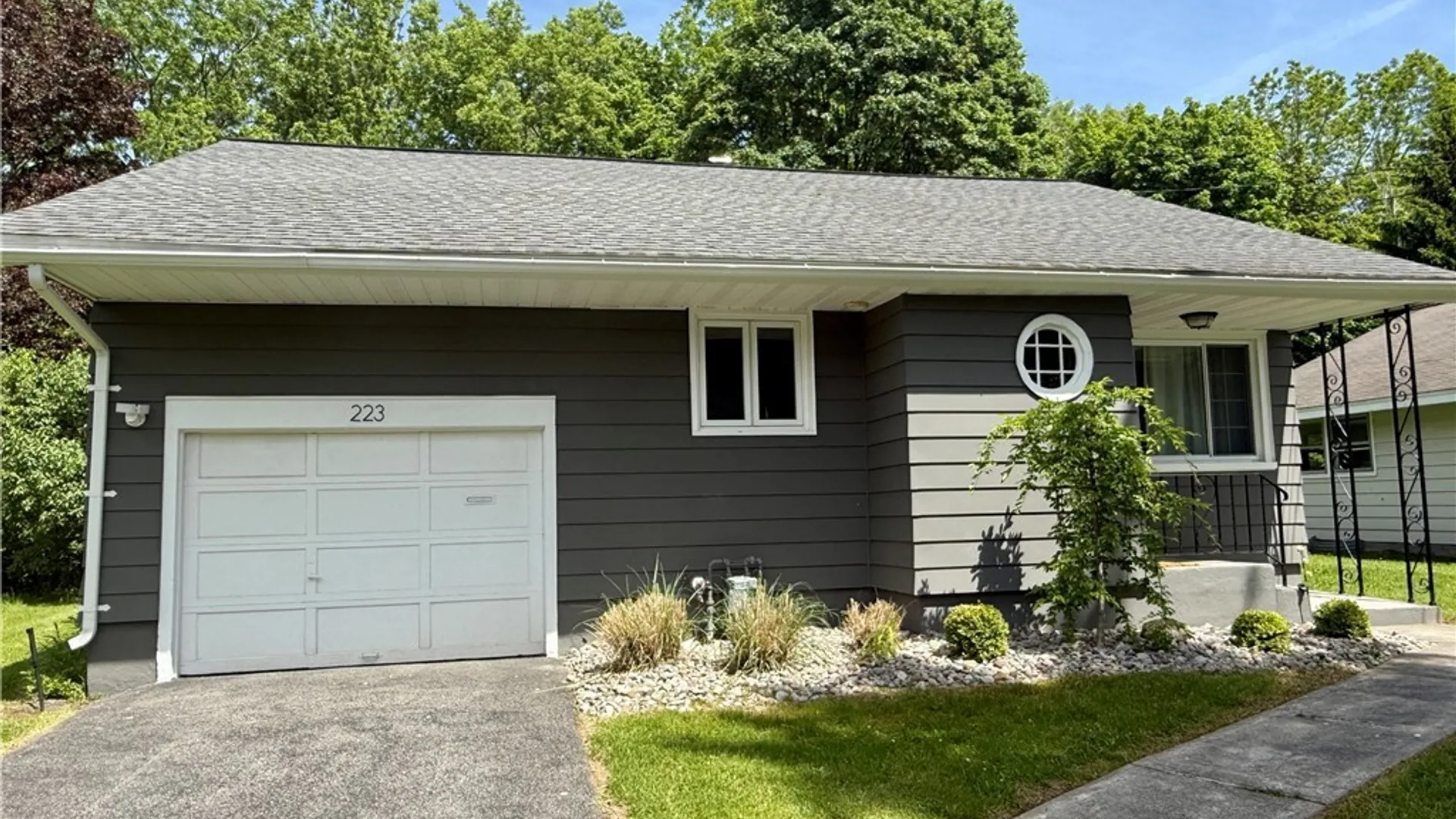 Property at 223 Goodrich Avenue, Syracuse, NY 13210 45