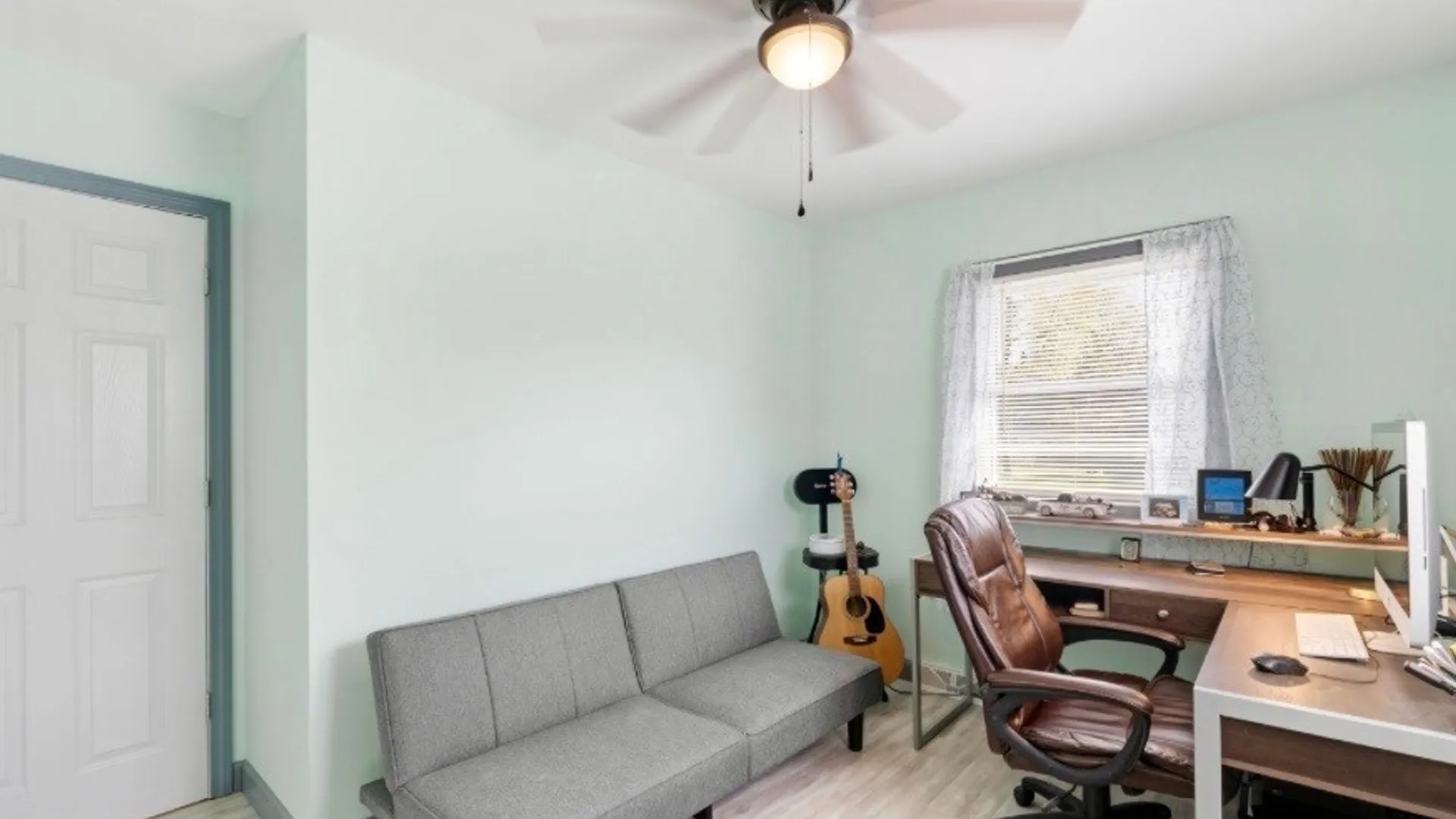 Property at 7 Foxwood Avenue, Volney, NY 13069 21