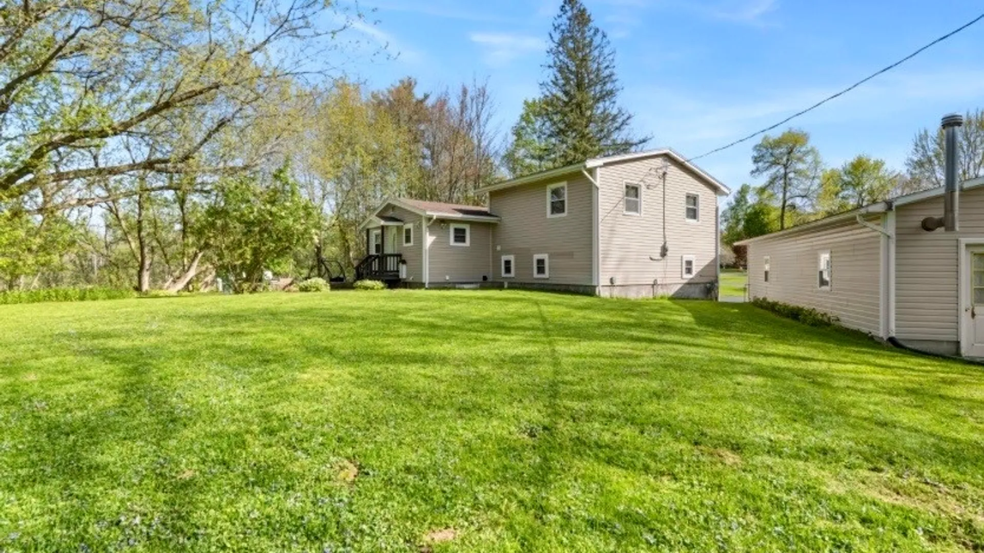 Property at 7 Foxwood Avenue, Volney, NY 13069 37