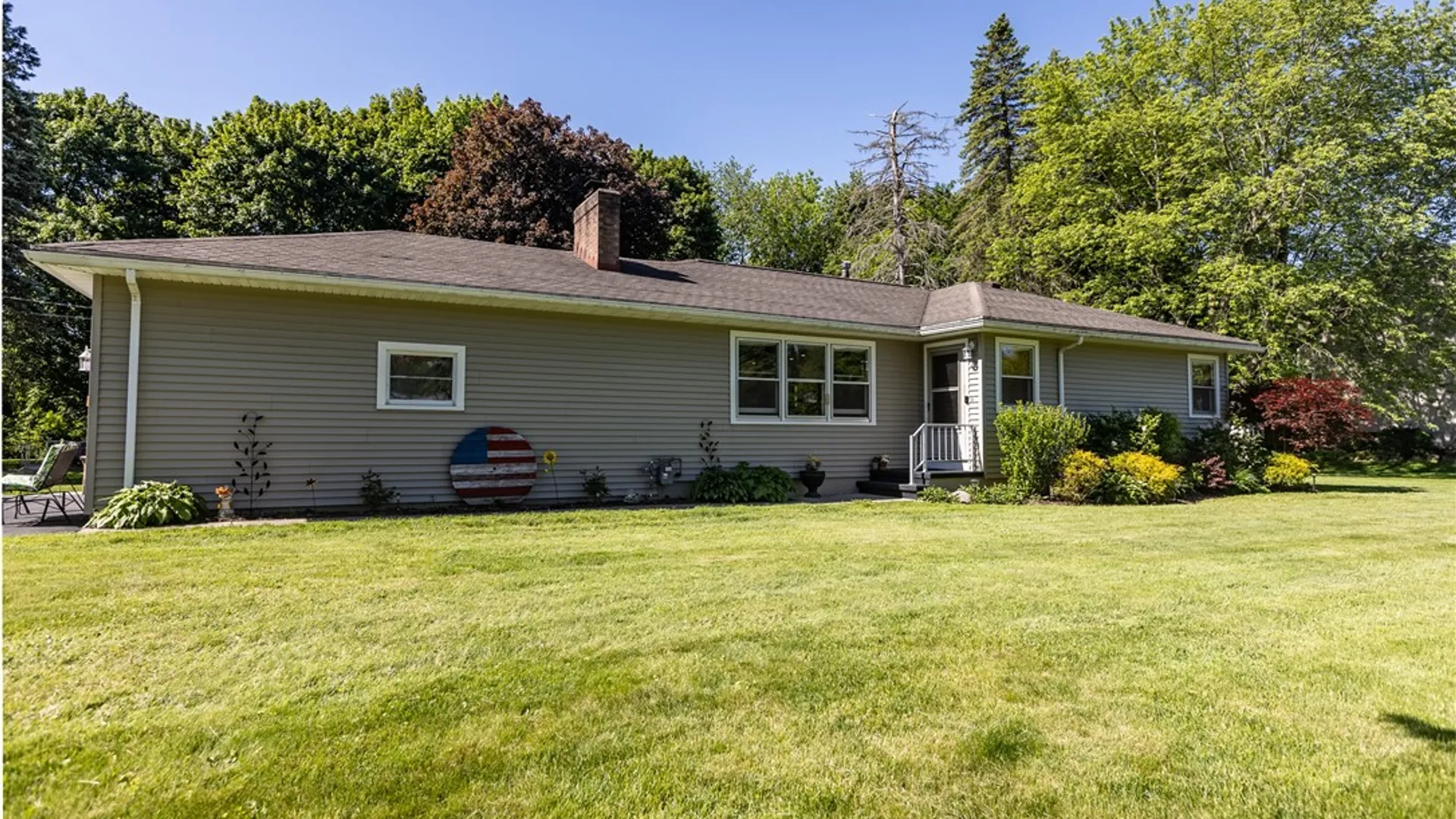 Property at 1621 Scribner Road, Penfield, NY 14526 2
