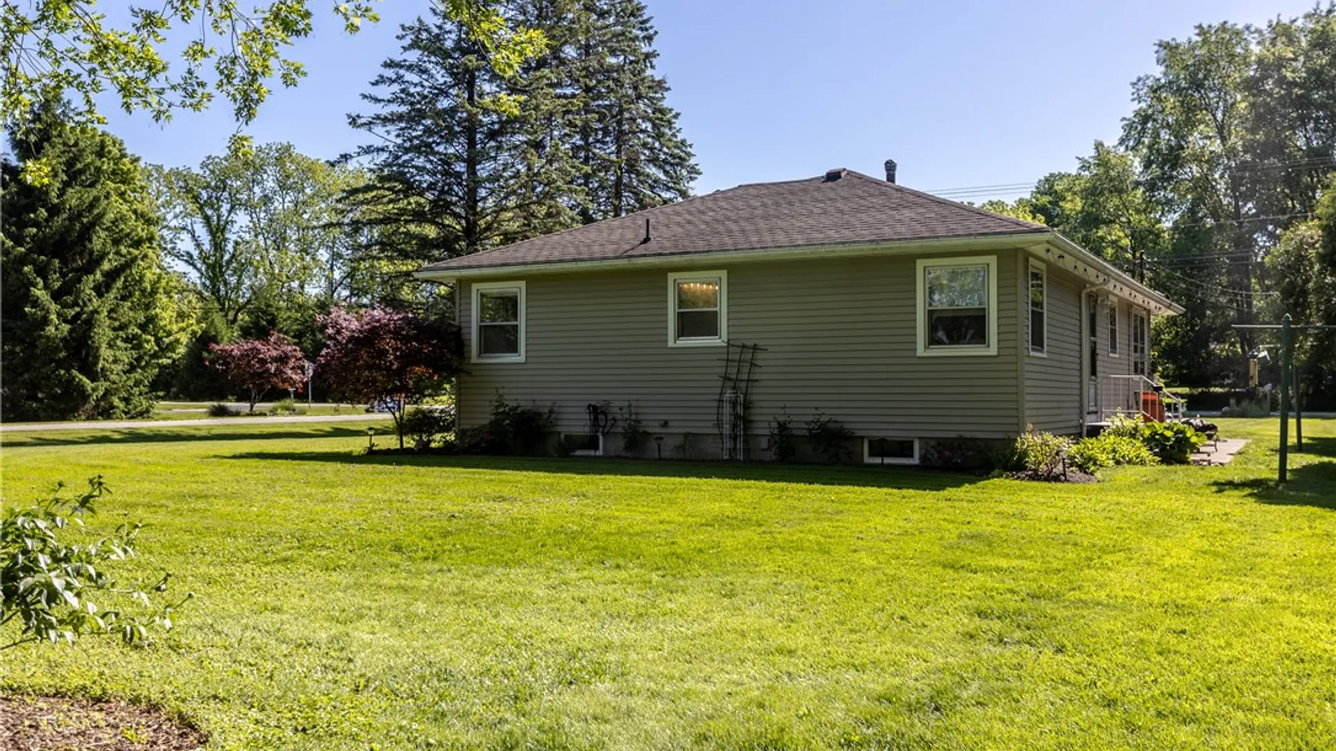 Property at 1621 Scribner Road, Penfield, NY 14526 22