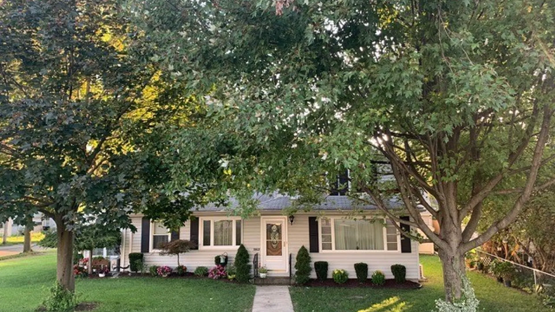 Property at 6 Maple Street, Tonawanda, NY 14150 5