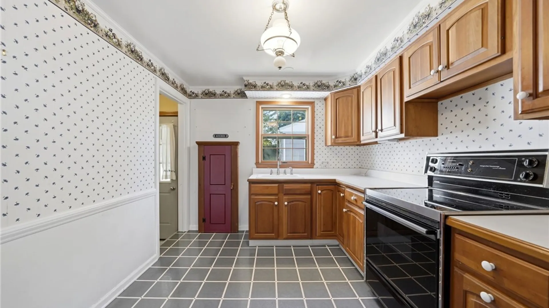 Property at 28 Linwood Avenue, Tonawanda, NY 14150 10