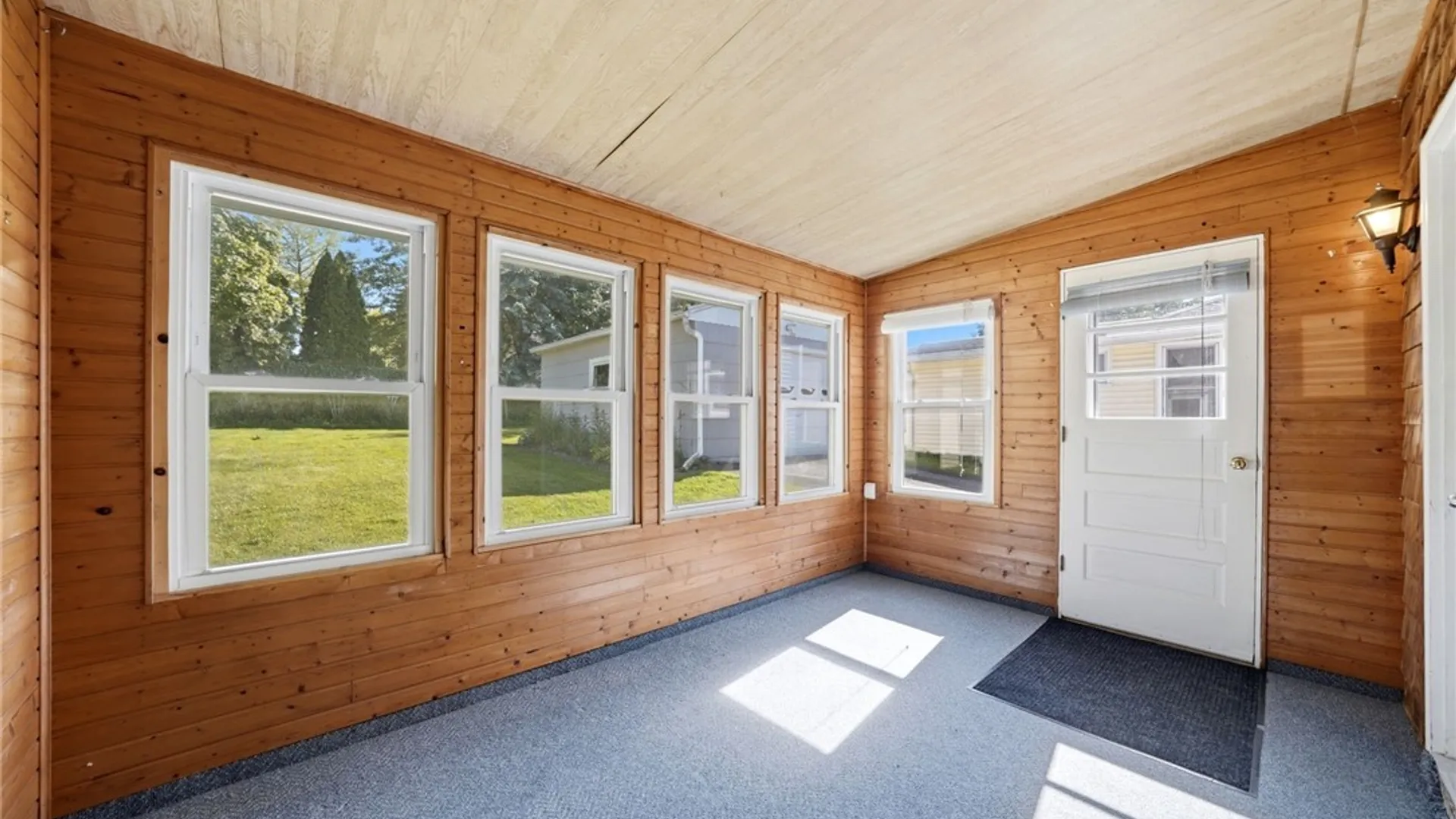 Property at 28 Linwood Avenue, Tonawanda, NY 14150 28