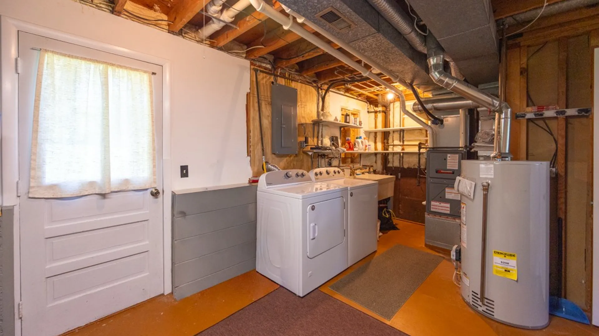 Property at 22 Putting Green Lane, Perinton, NY 14526 23