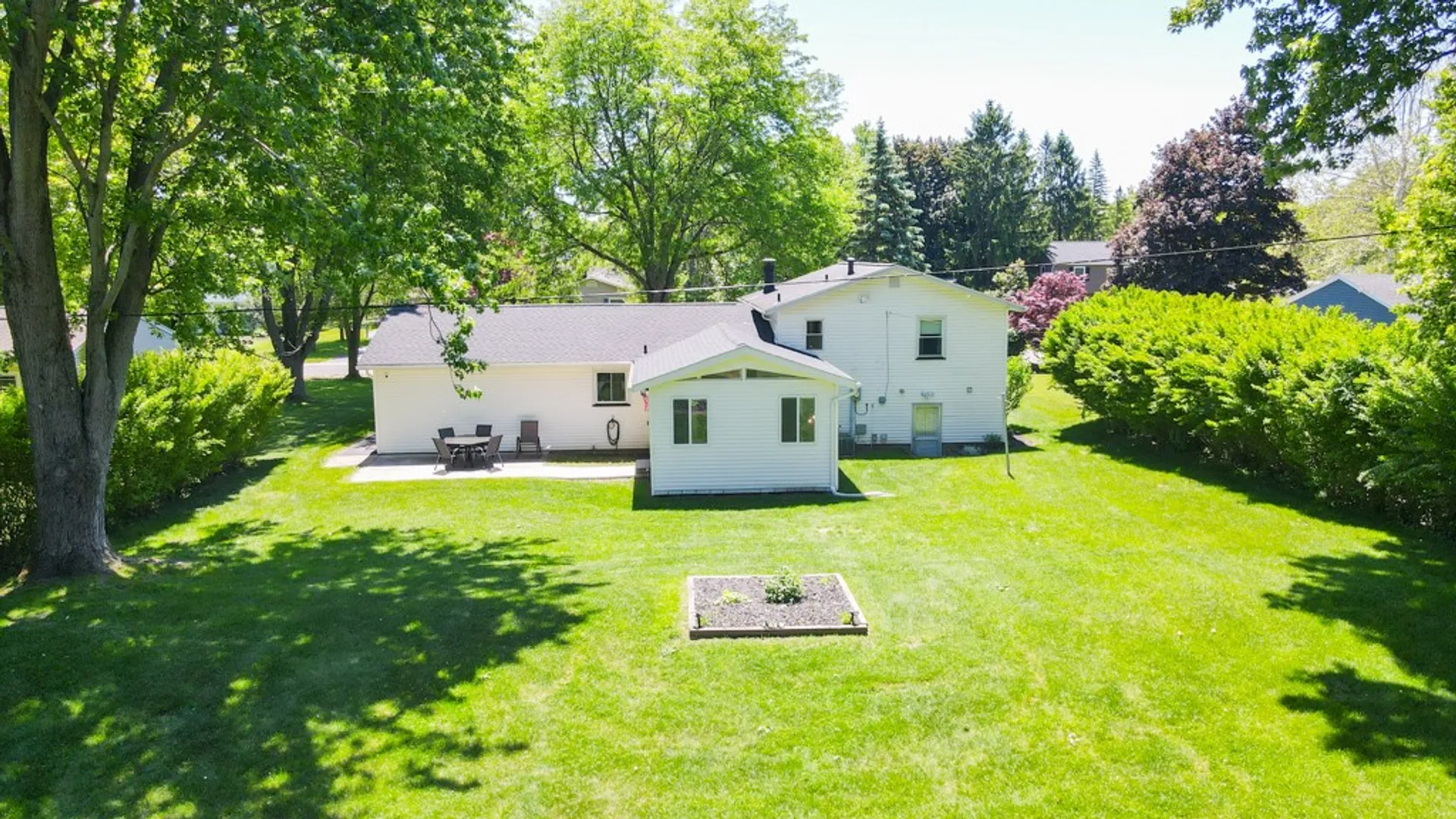Property at 22 Putting Green Lane, Perinton, NY 14526 27