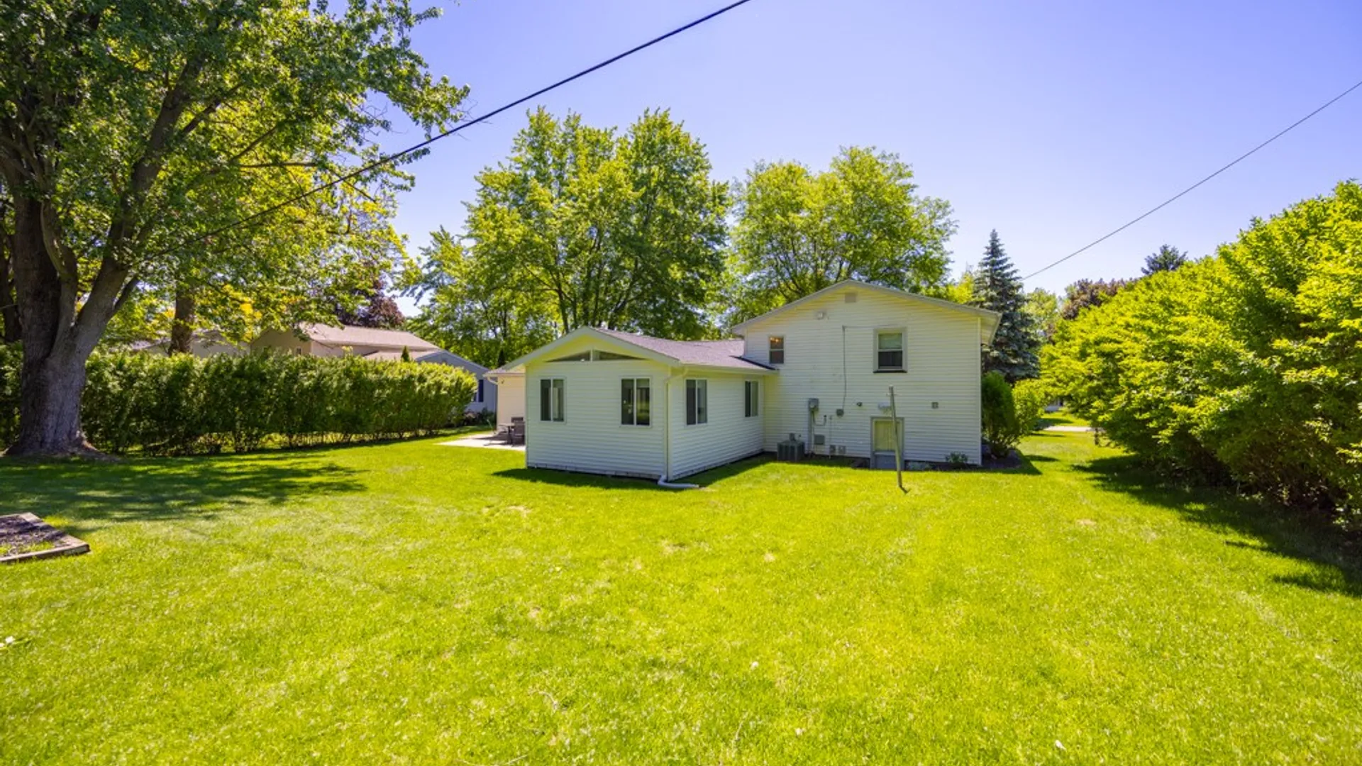 Property at 22 Putting Green Lane, Perinton, NY 14526 28