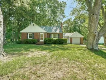 Property at 606 Bay Road, Webster, NY 14580